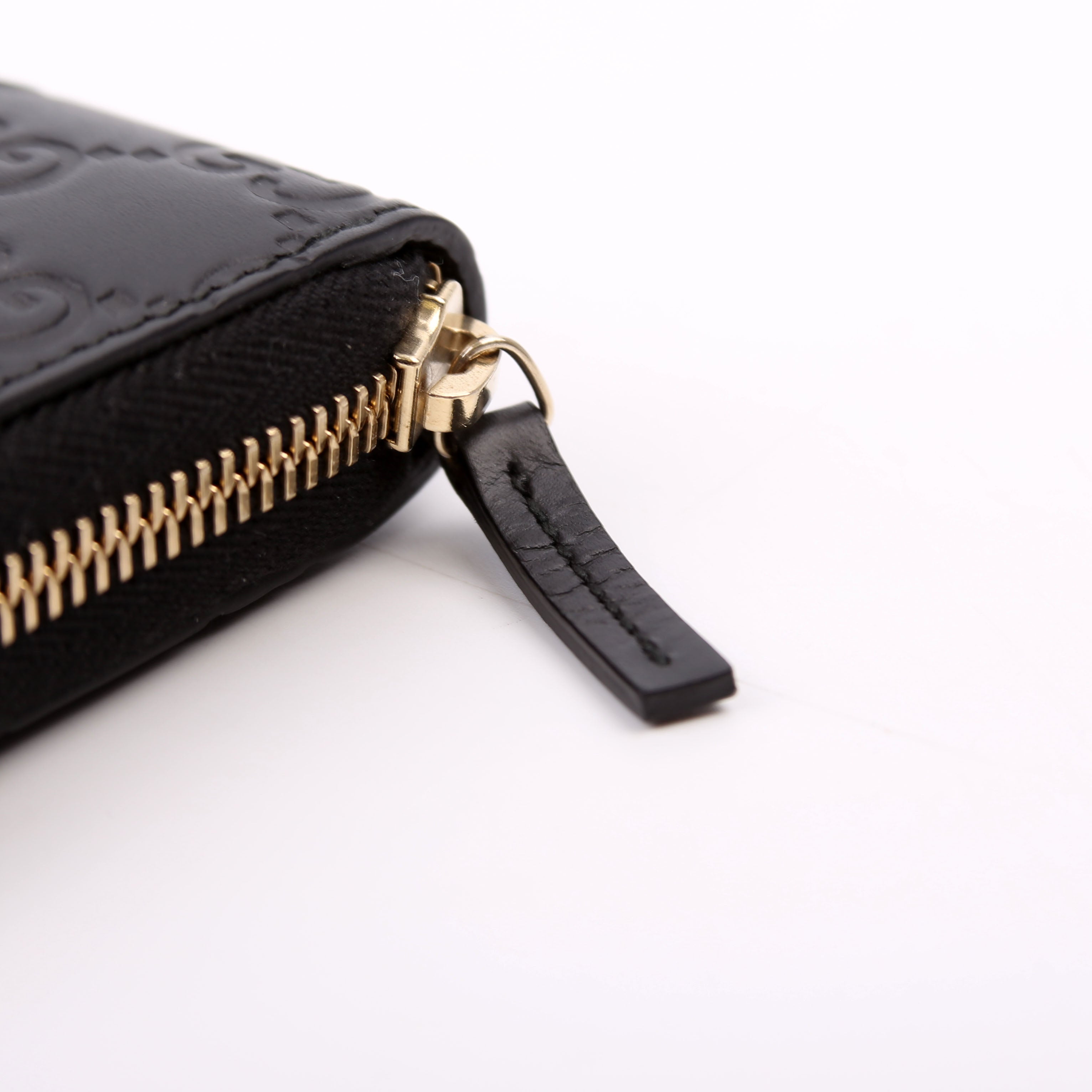 388680 Bow Zip Around Wallet Guccissima Black