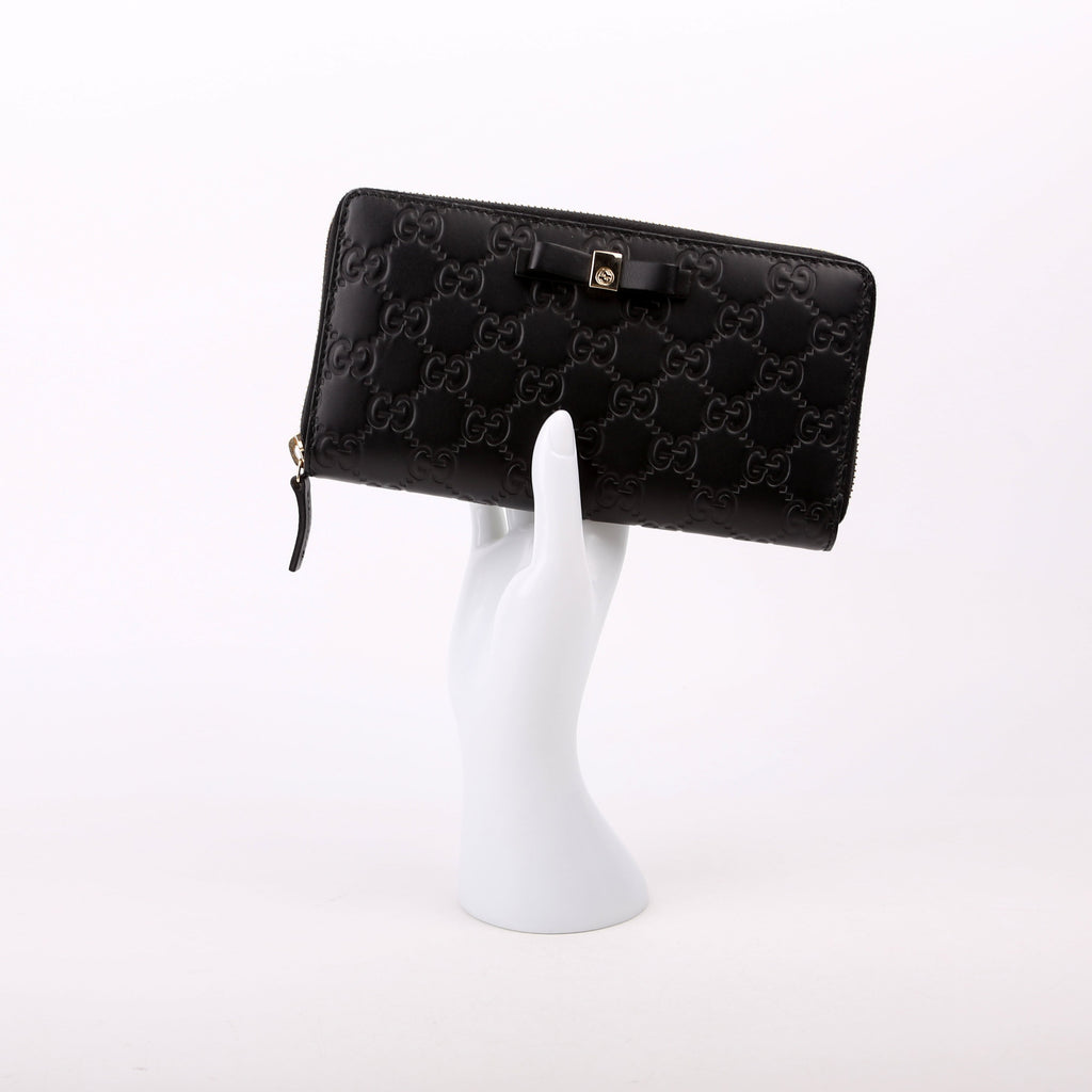 388680 Bow Zip Around Wallet Guccissima Black