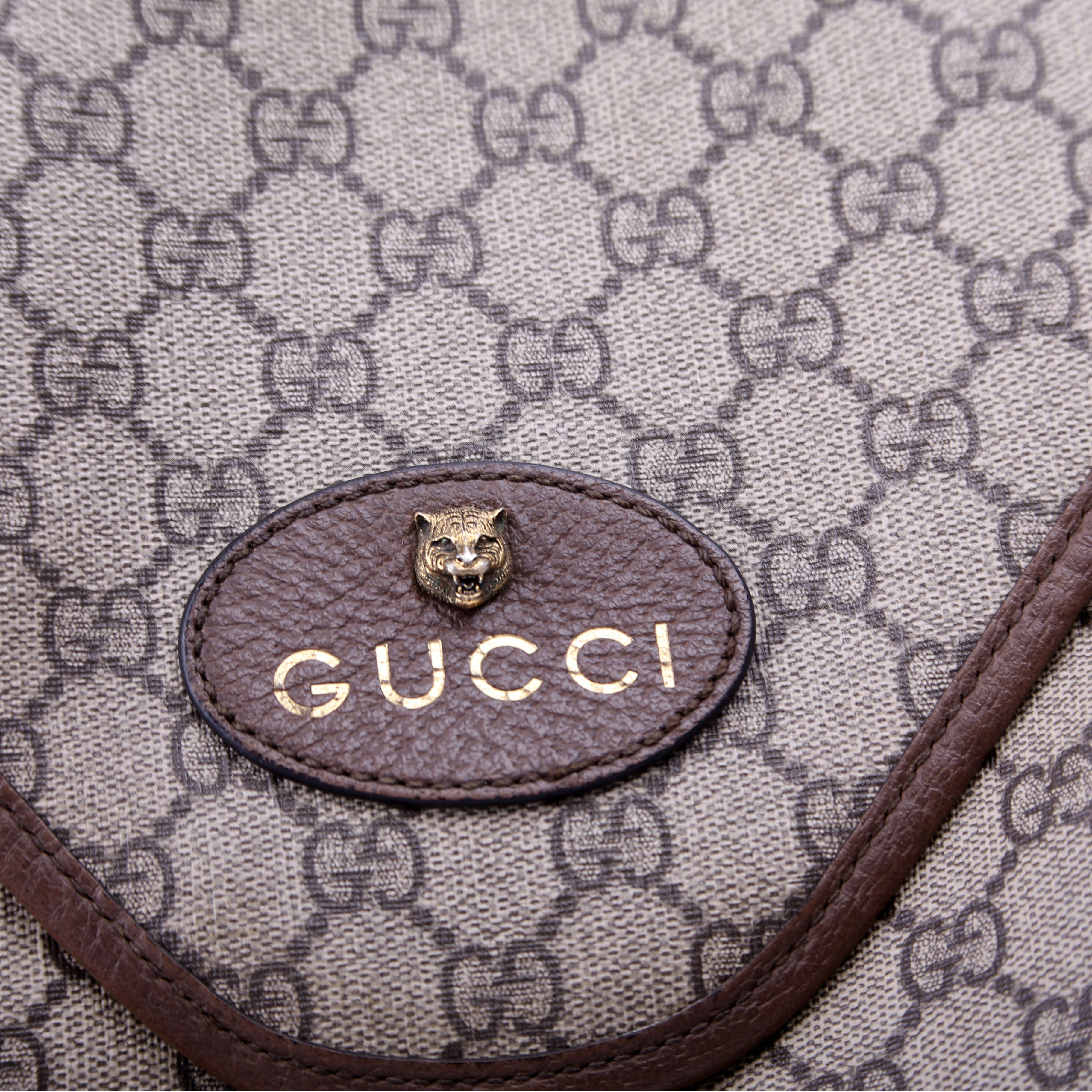 598604 GG Supreme Neo Vintage Messenger