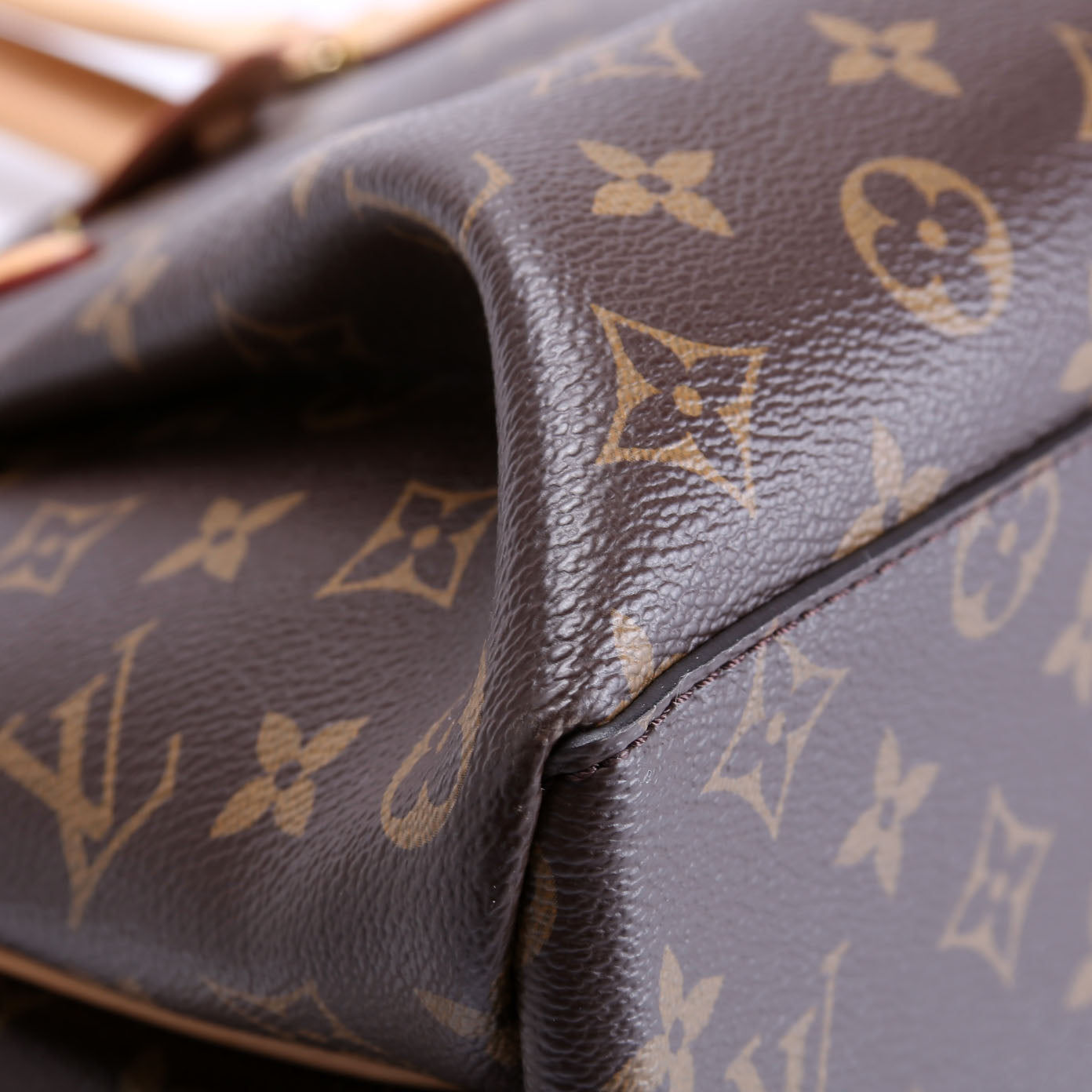 Rivoli NM PM Monogram
