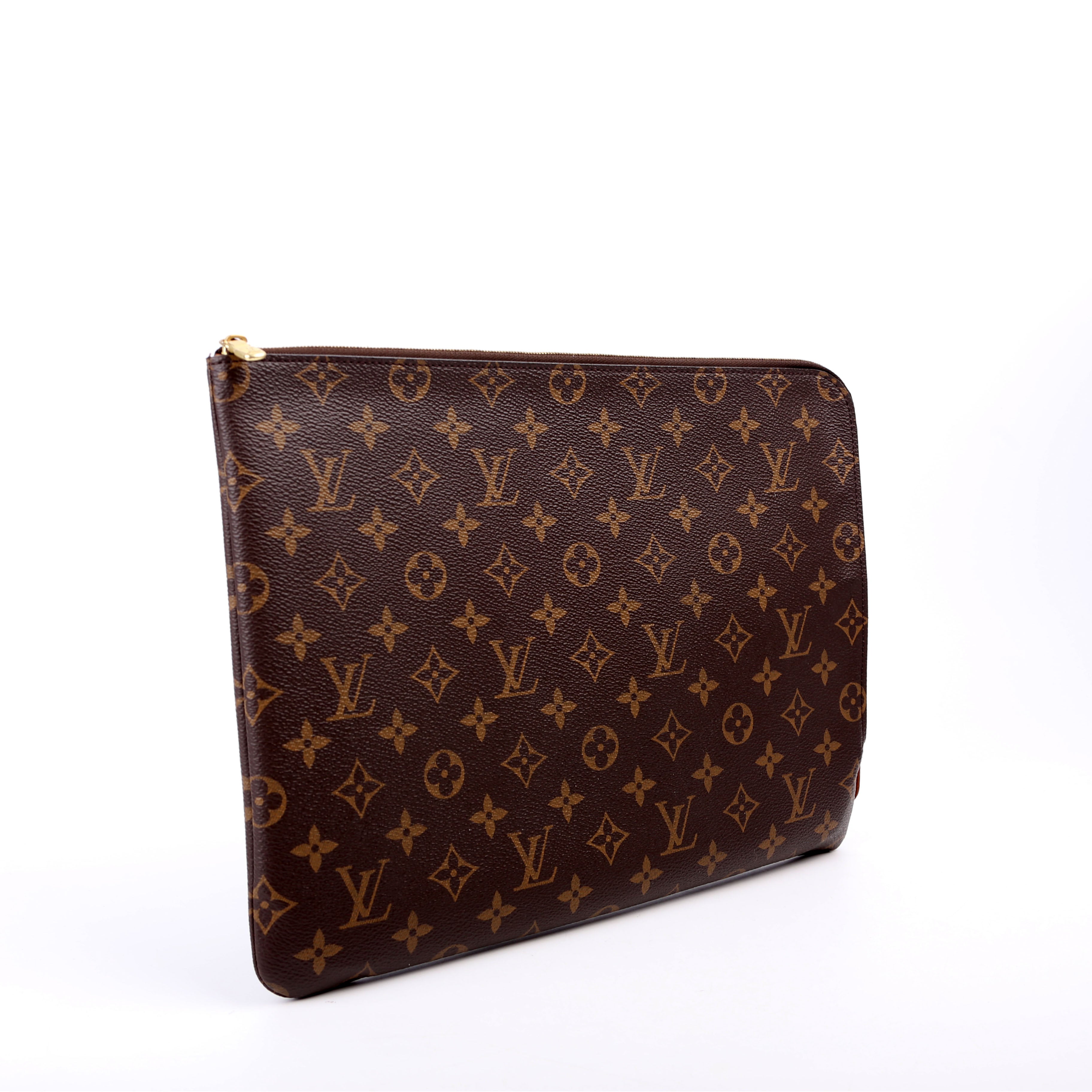 Etui Voyage GM Monogram