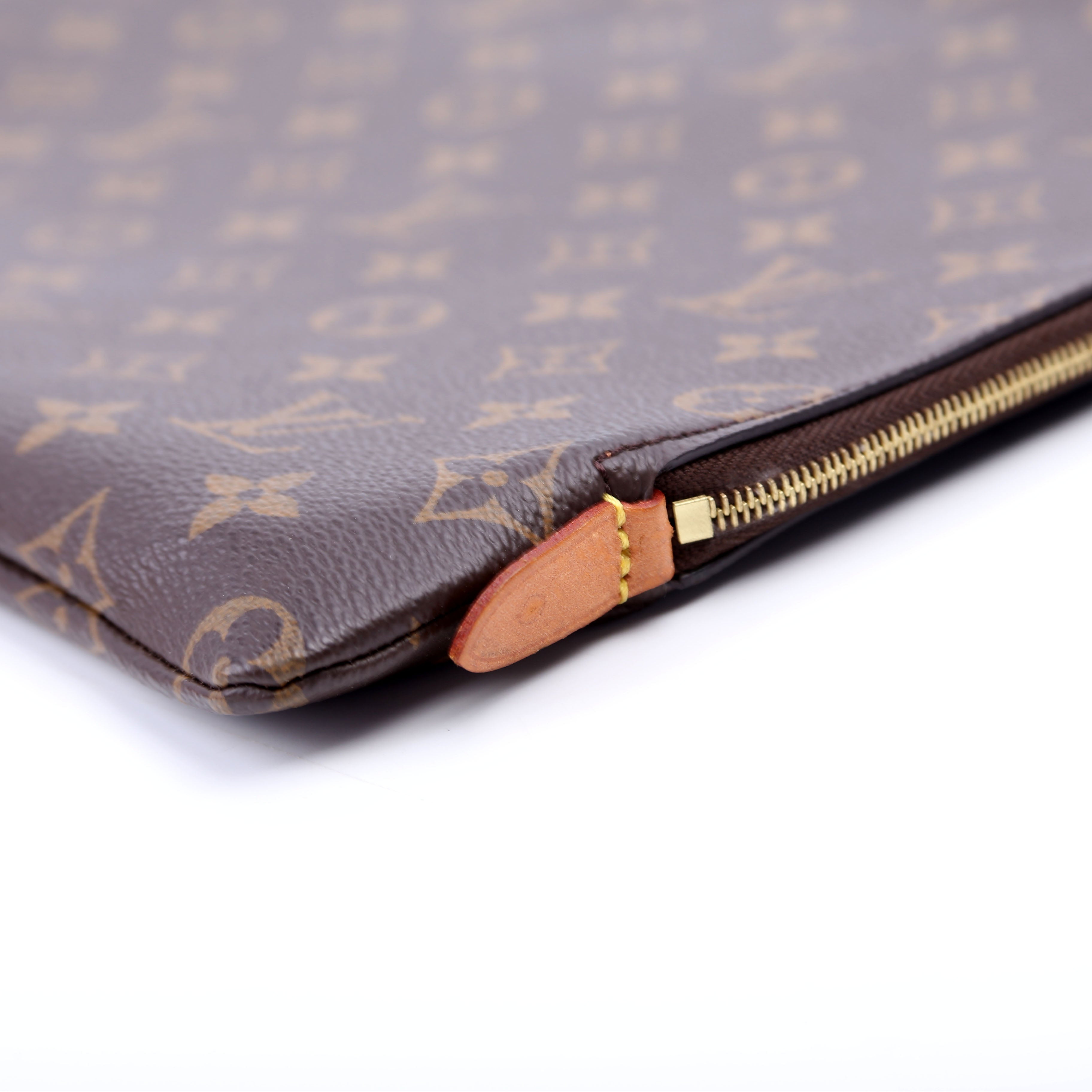 Etui Voyage GM Monogram