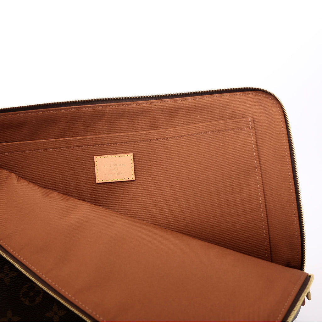 Etui Voyage GM Monogram