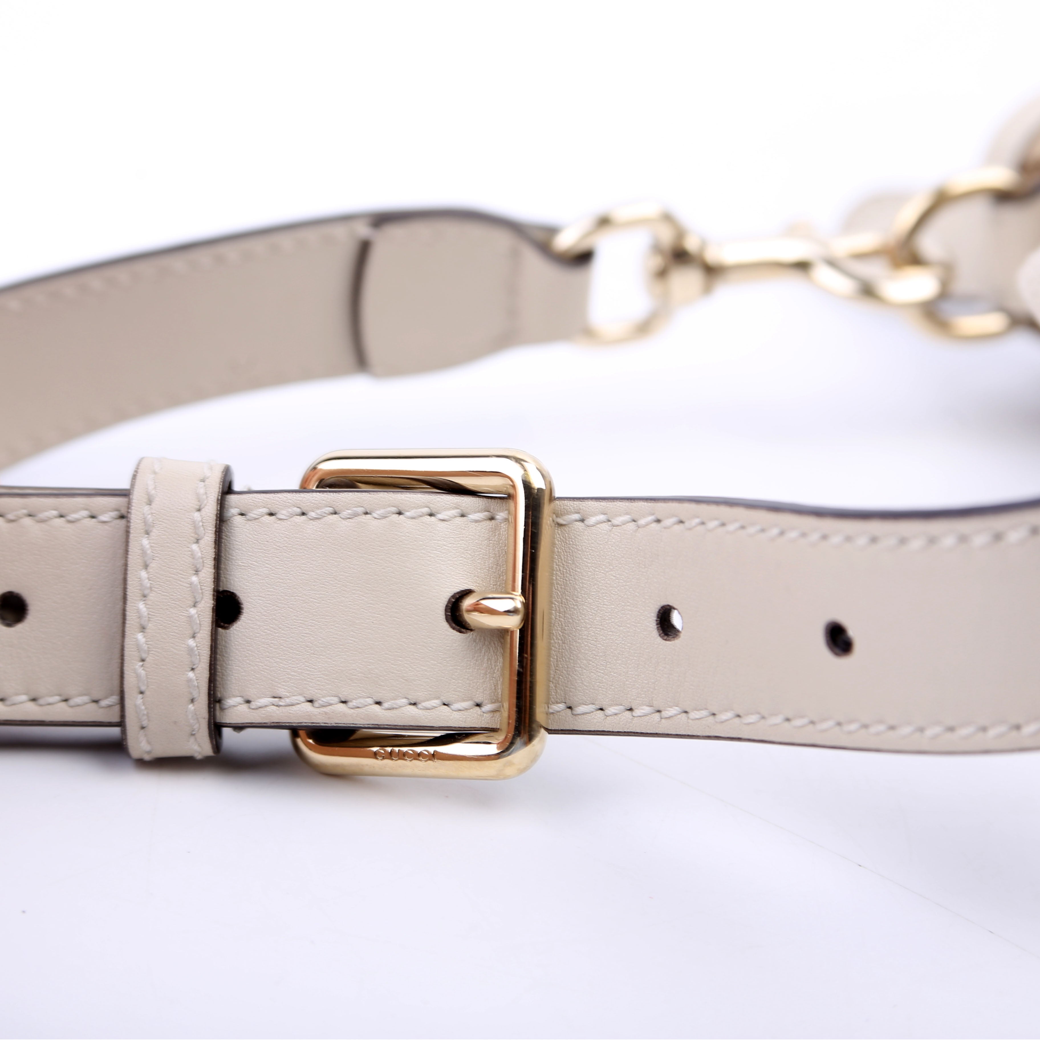 388924 GG Canvas Crossbody White