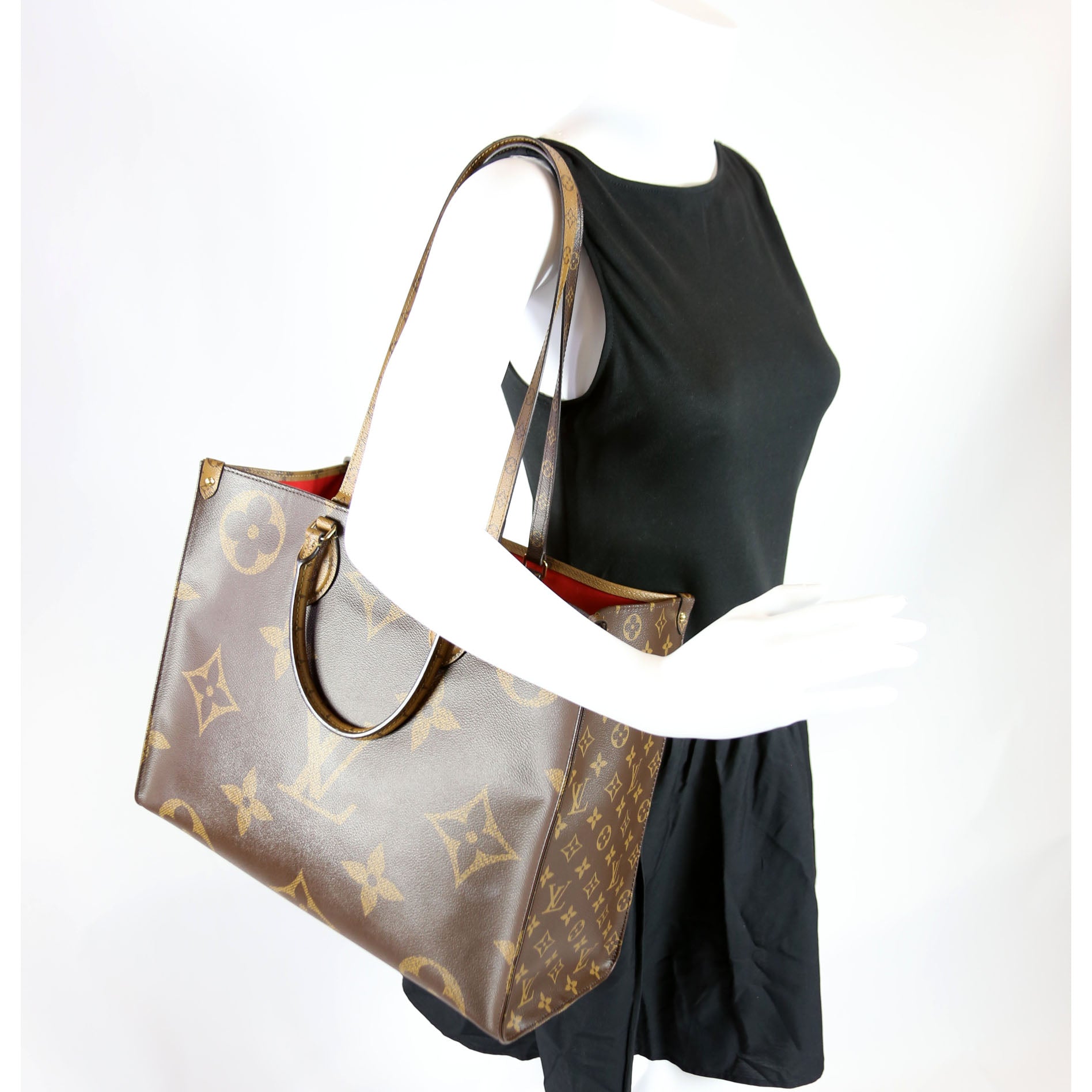 ONTHEGO GM Reverse Monogram
