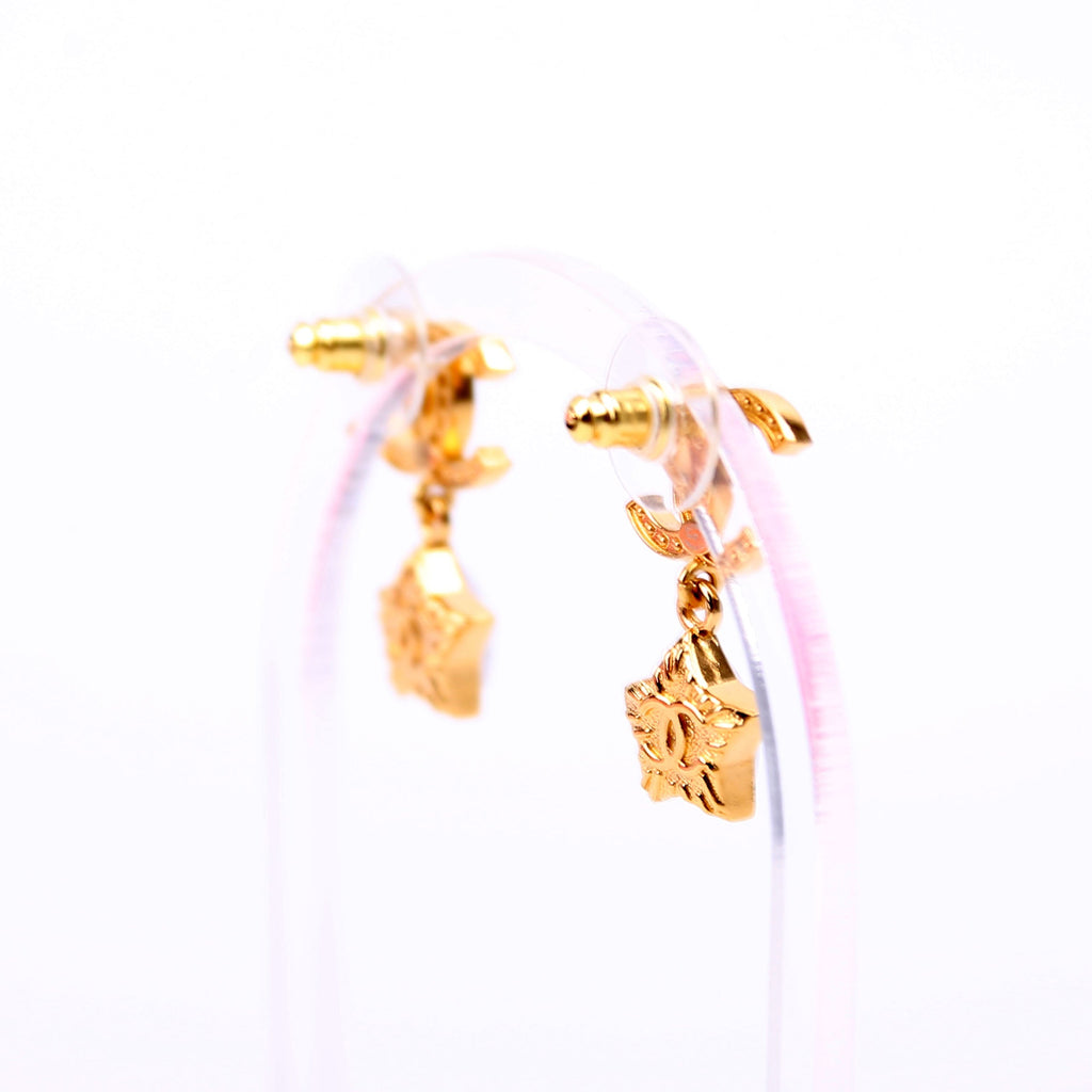 Crystal CC Star Pearl Drop Stud Earrings Gold