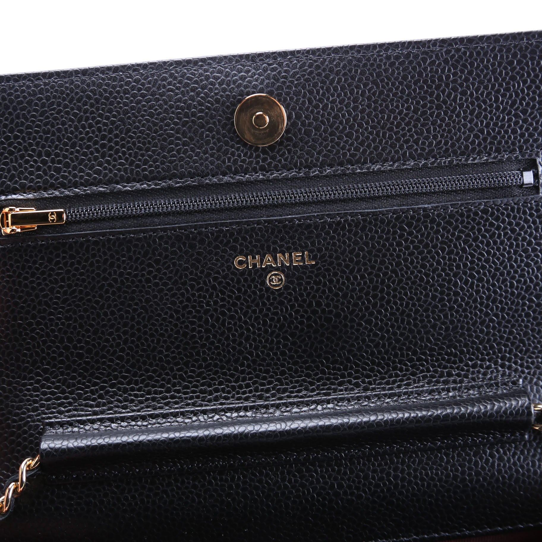 Wallet On Chain Classic Quilted Caviar RFID Black