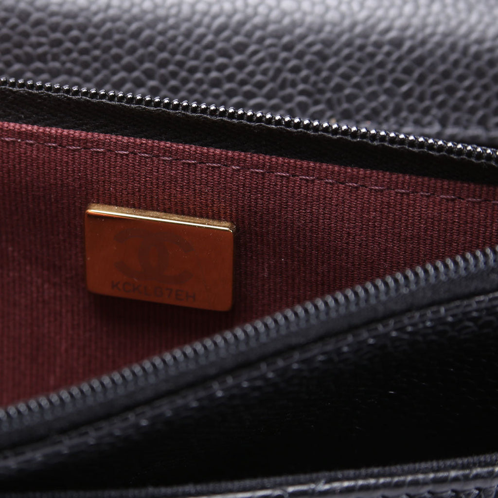 Wallet On Chain Classic Quilted Caviar RFID Black