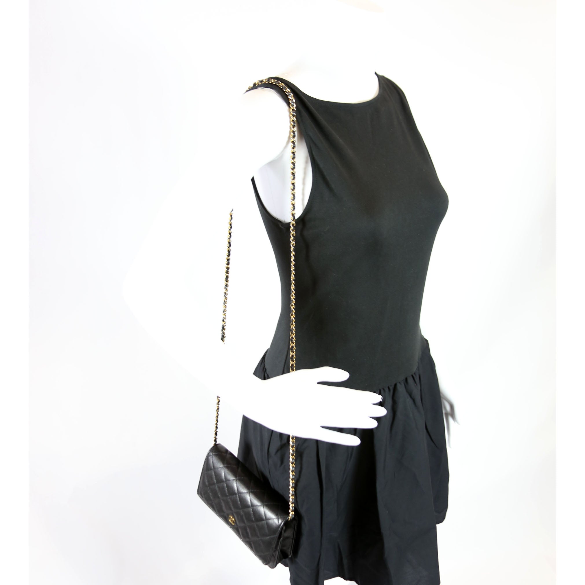 Wallet On Chain Classic Quilted Caviar RFID Black