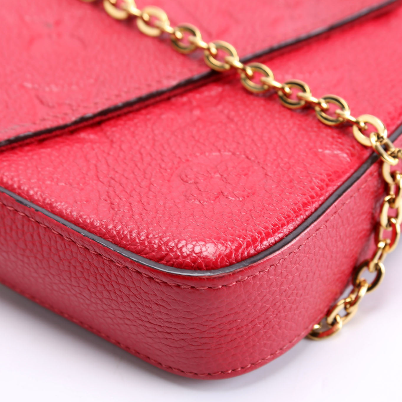 Pochette Felicie Empreinte Red