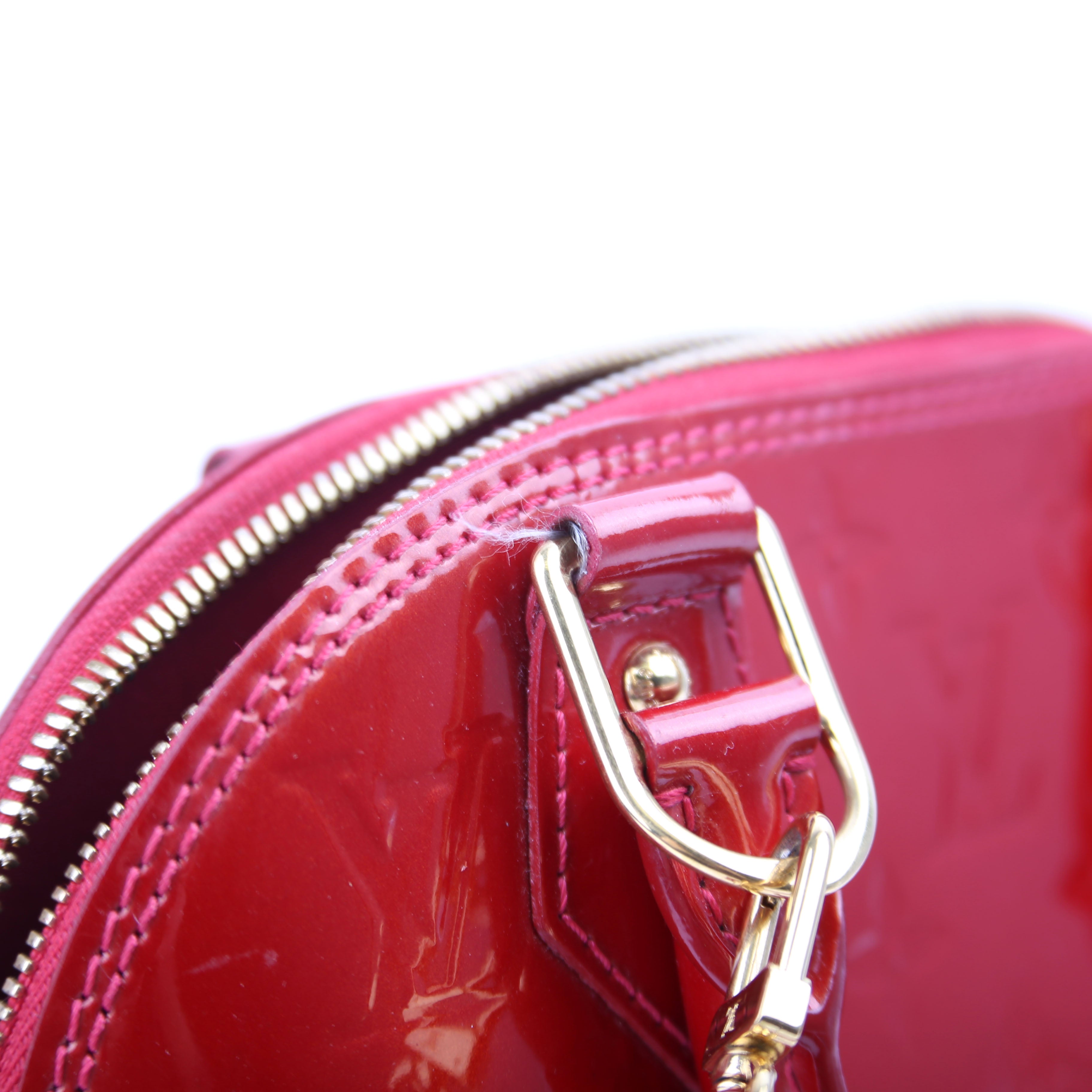 Alma BB Vernis Red