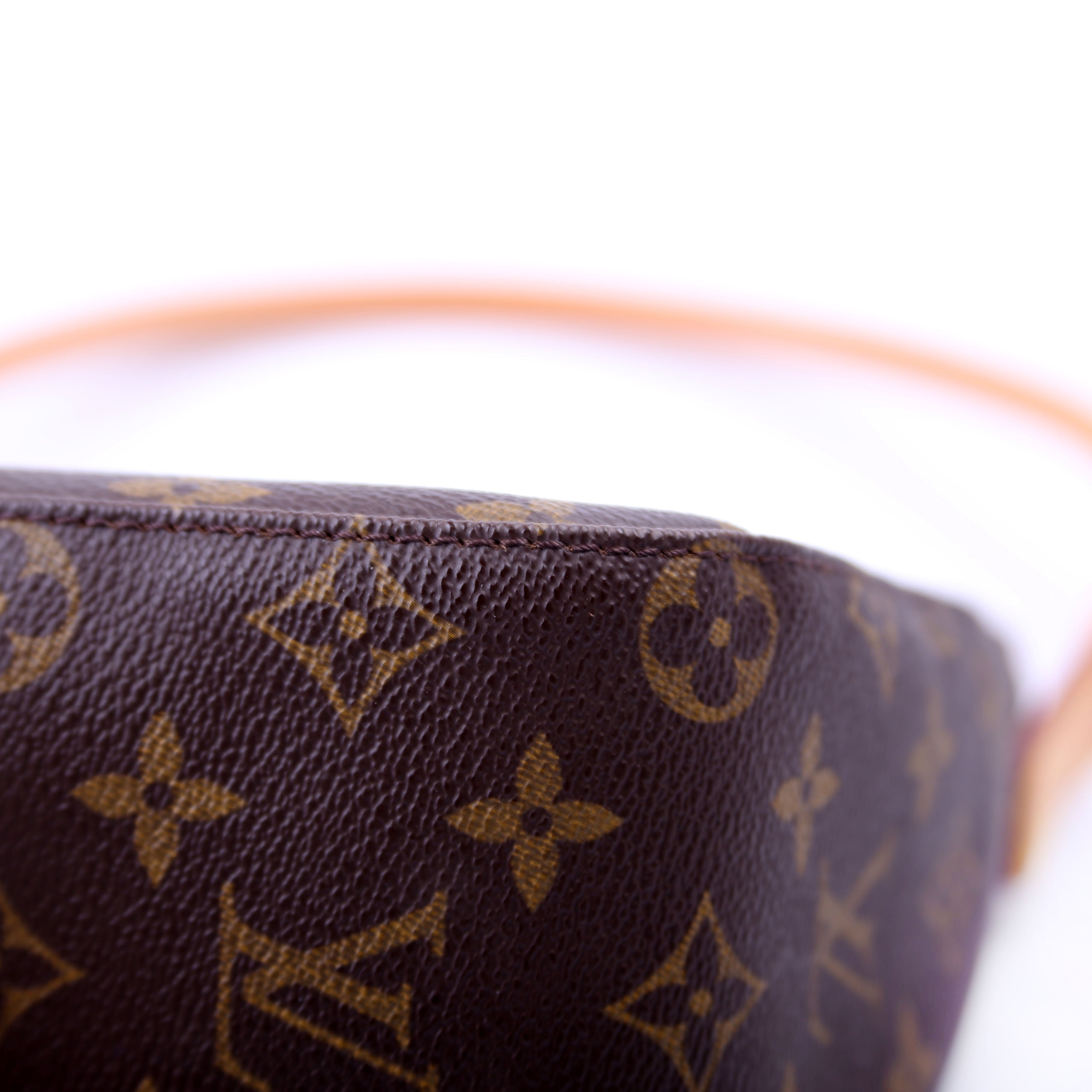 Looping MM Monogram