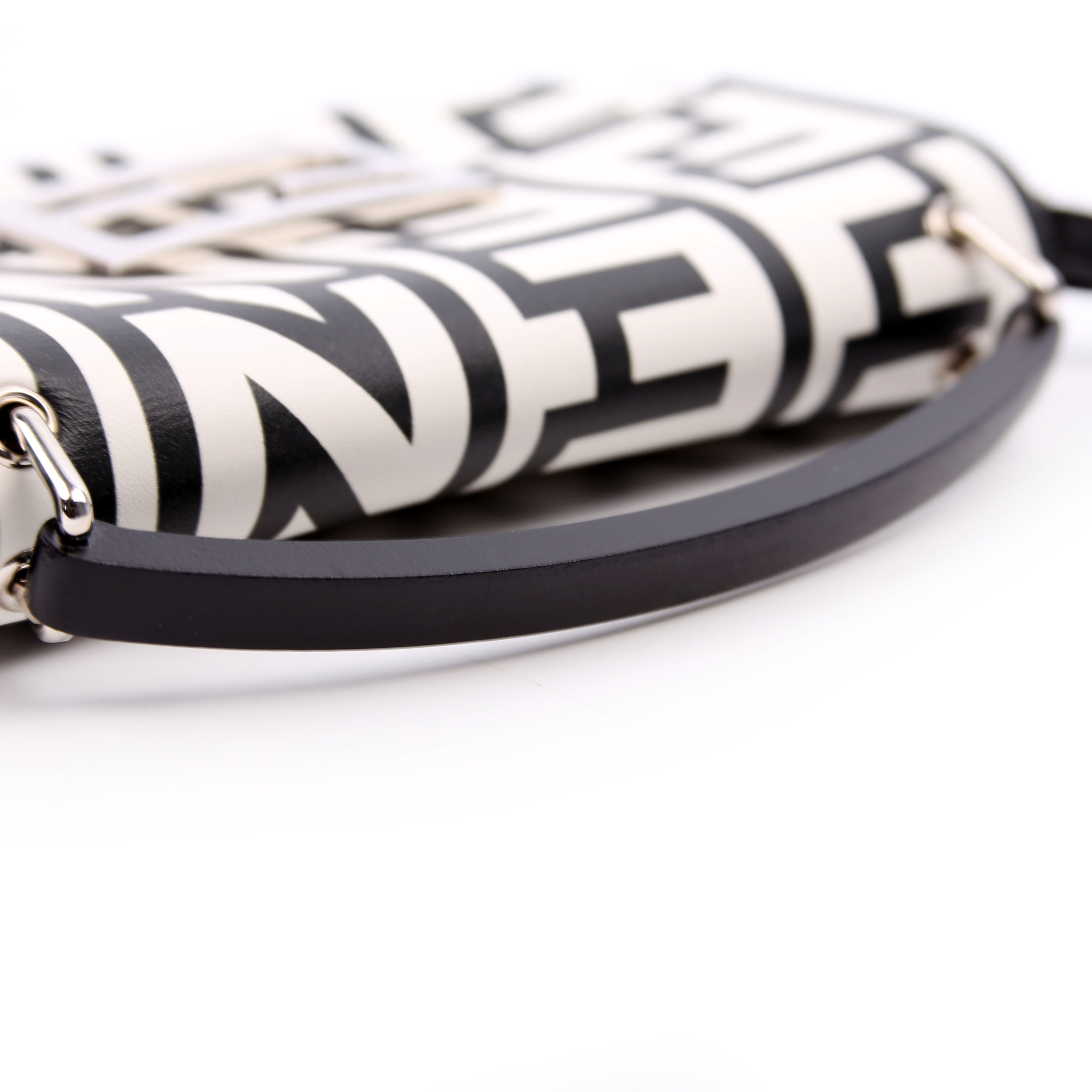 x Marc Jacobs Phone Baguette
