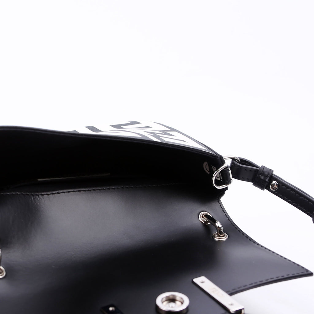 x Marc Jacobs Phone Baguette