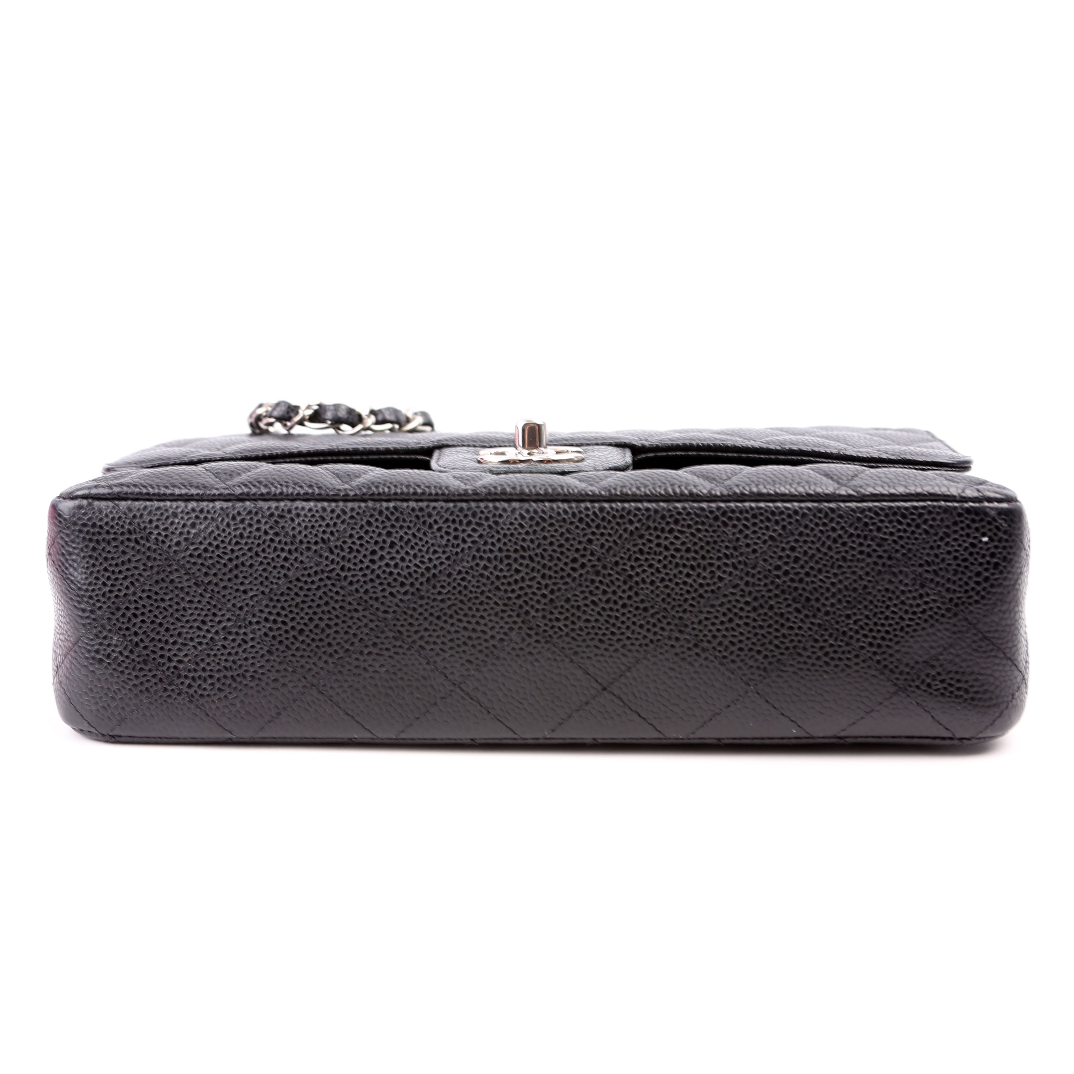 Classic Flap Medium Caviar Black