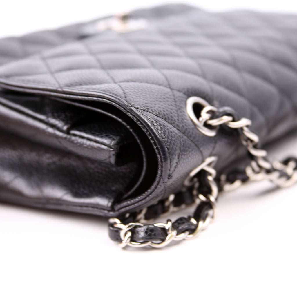 Classic Flap Medium Caviar Black