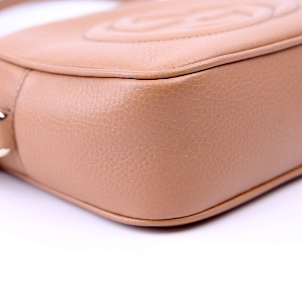 308364 Soho Disco Crossbody Tan