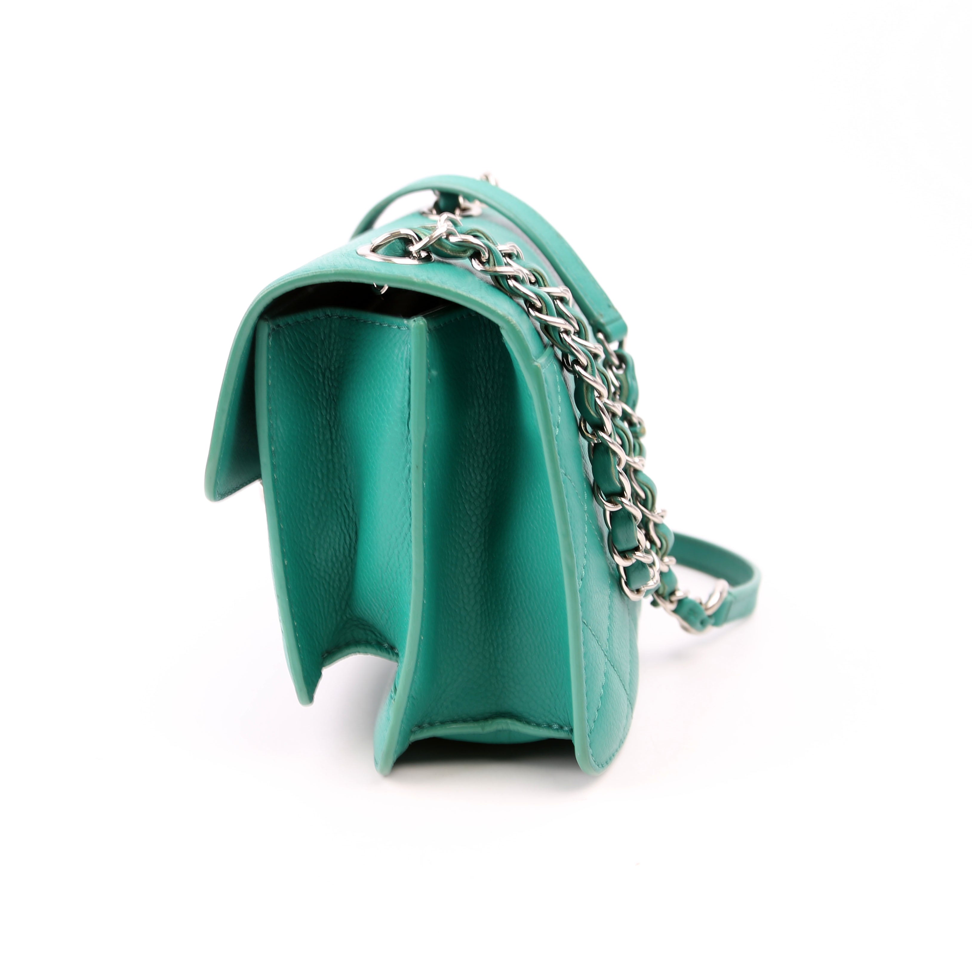 CC Box Flap Bag Small Quilted Caviar 23M Green