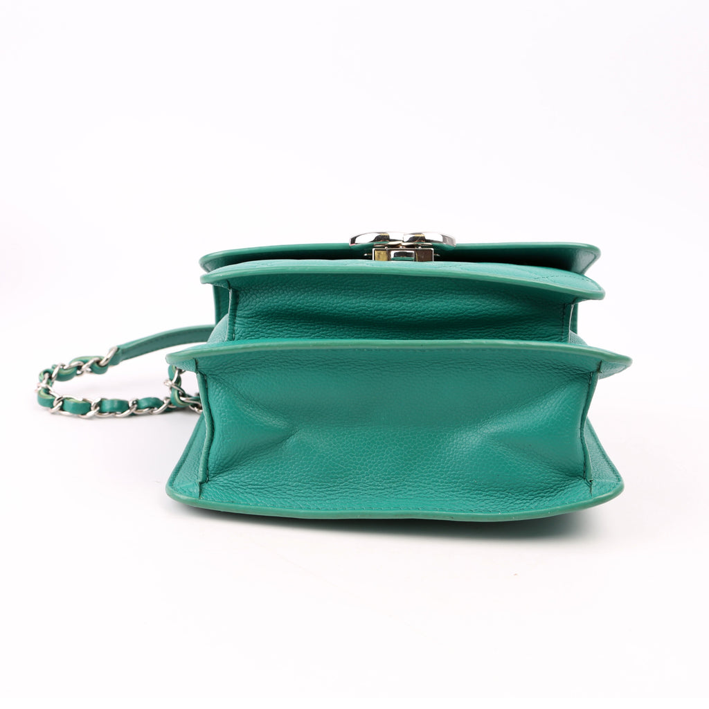 CC Box Flap Bag Small Quilted Caviar 23M Green