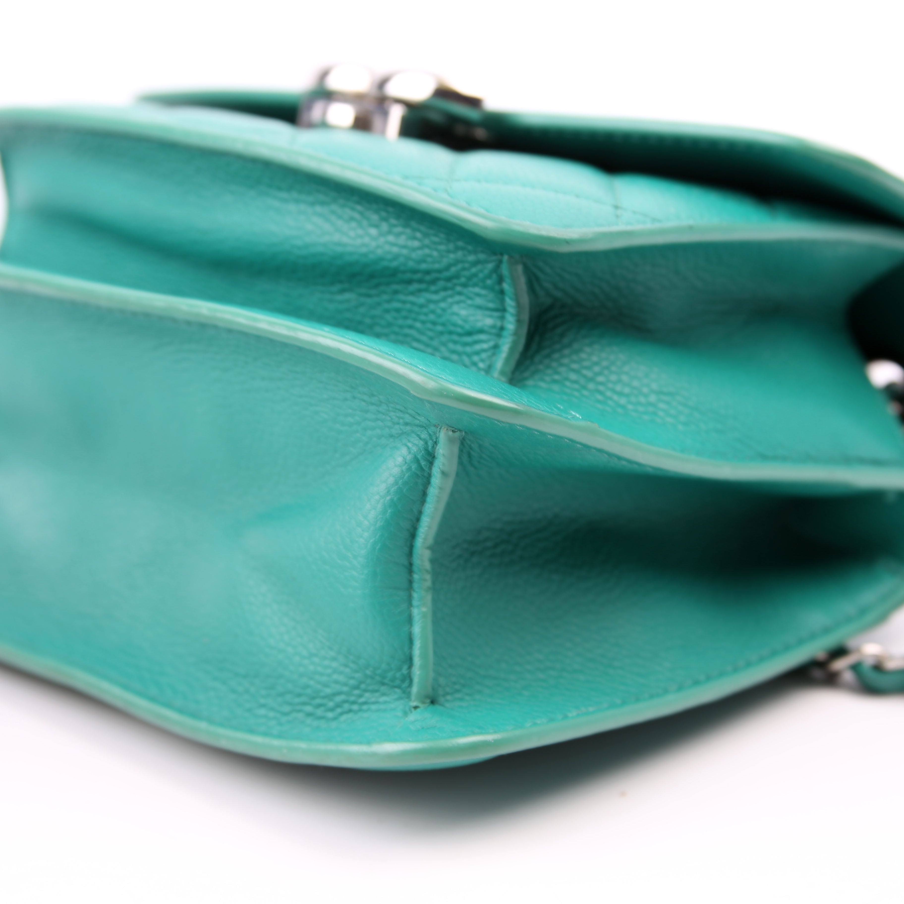 CC Box Flap Bag Small Quilted Caviar 23M Green
