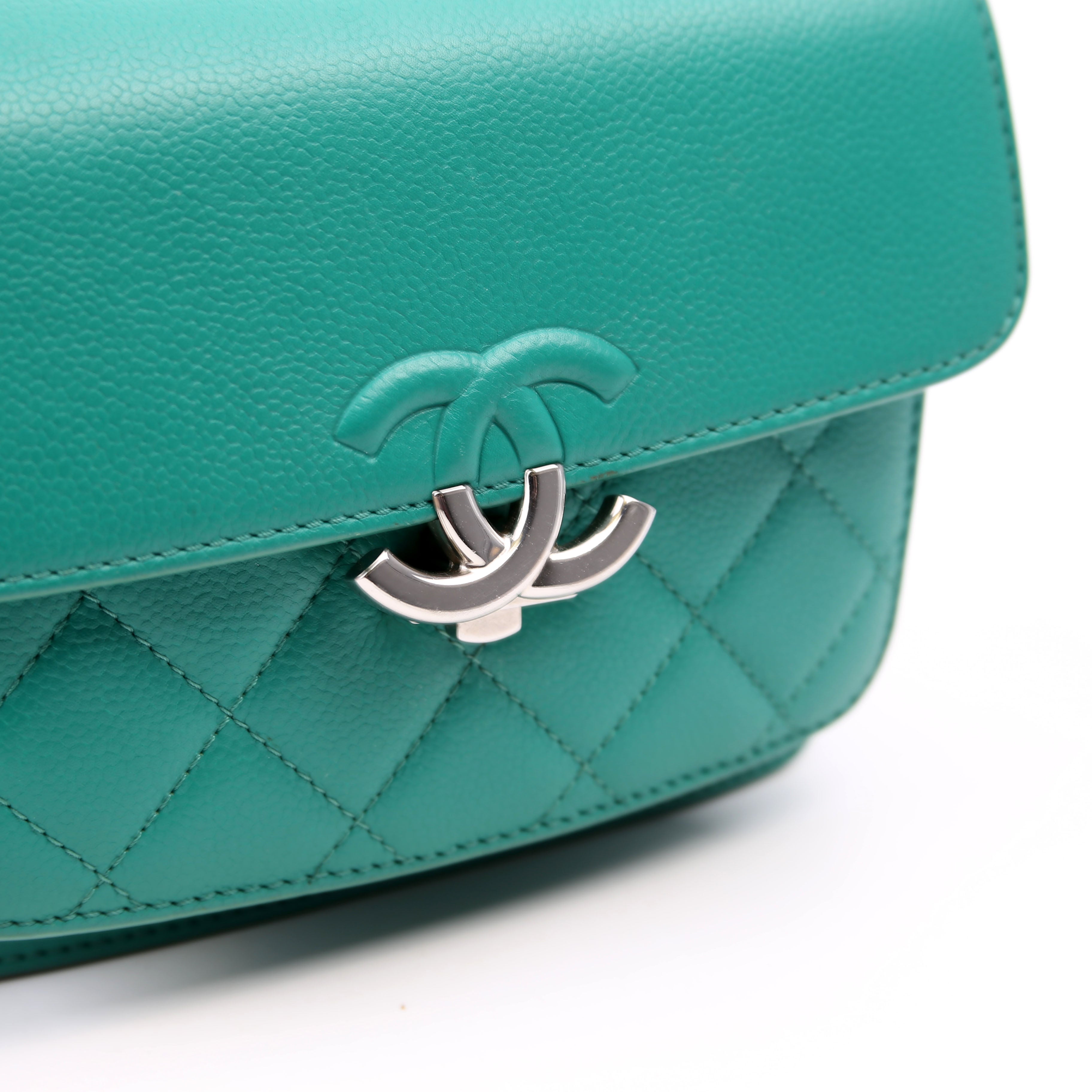 CC Box Flap Bag Small Quilted Caviar 23M Green