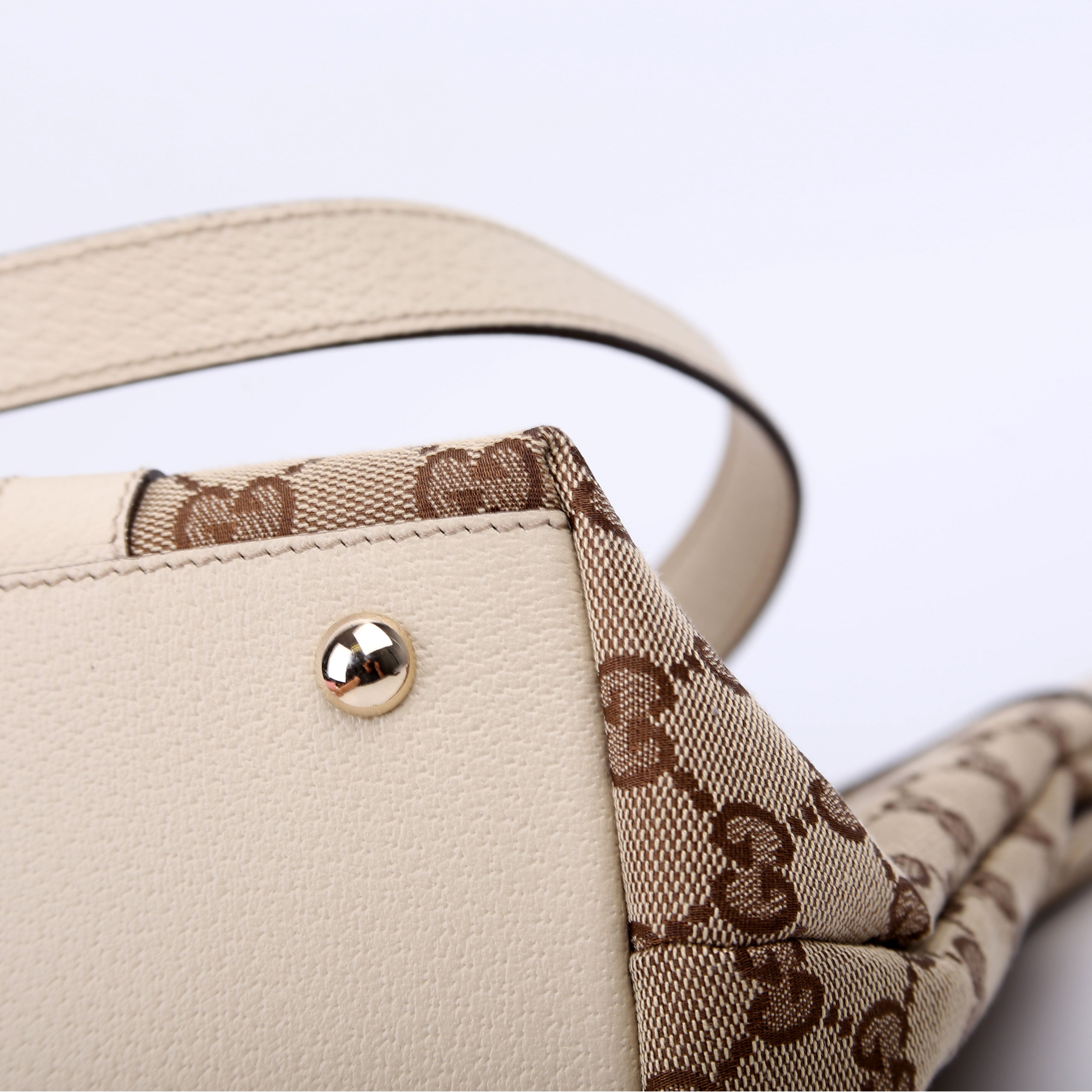 141470 GG Canvas Abbey Tote Cream