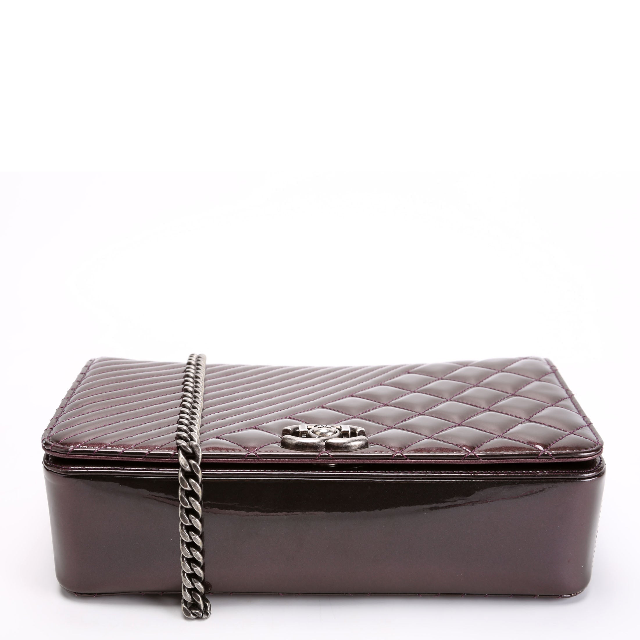 Coco Boy Flap Patent Iridescent Medium 21M Plum