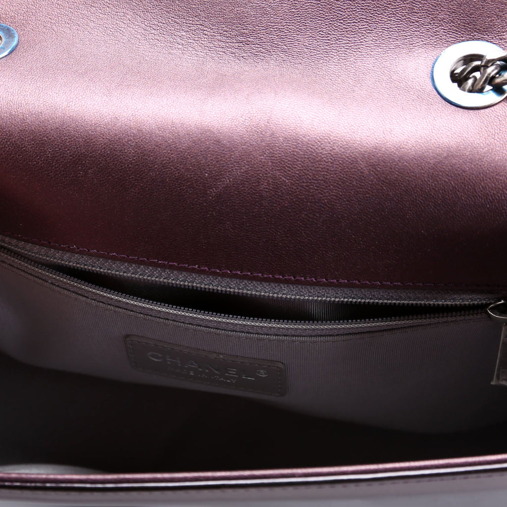 Coco Boy Flap Patent Iridescent Medium 21M Plum