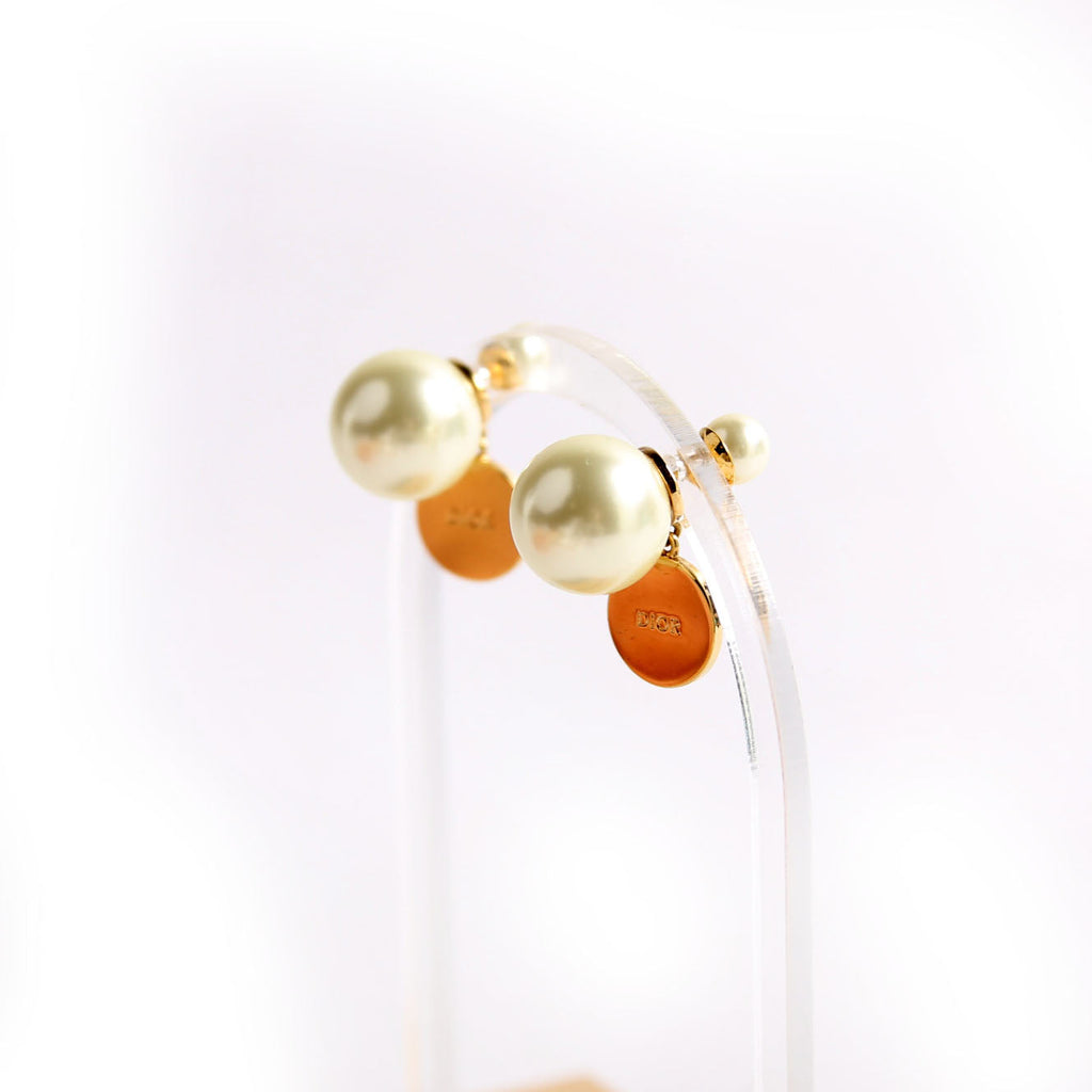 Tribales Resin Pearl CD Earrings Pearl/Black