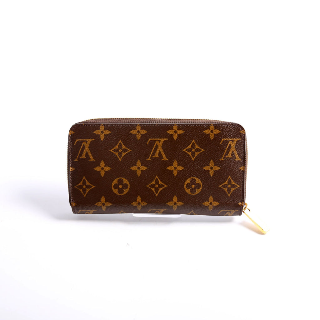 Zippy Wallet Monogram