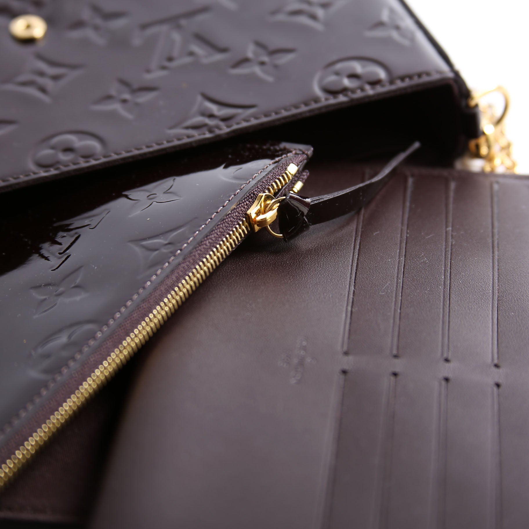 Pochette Felicie Vernis Burgundy