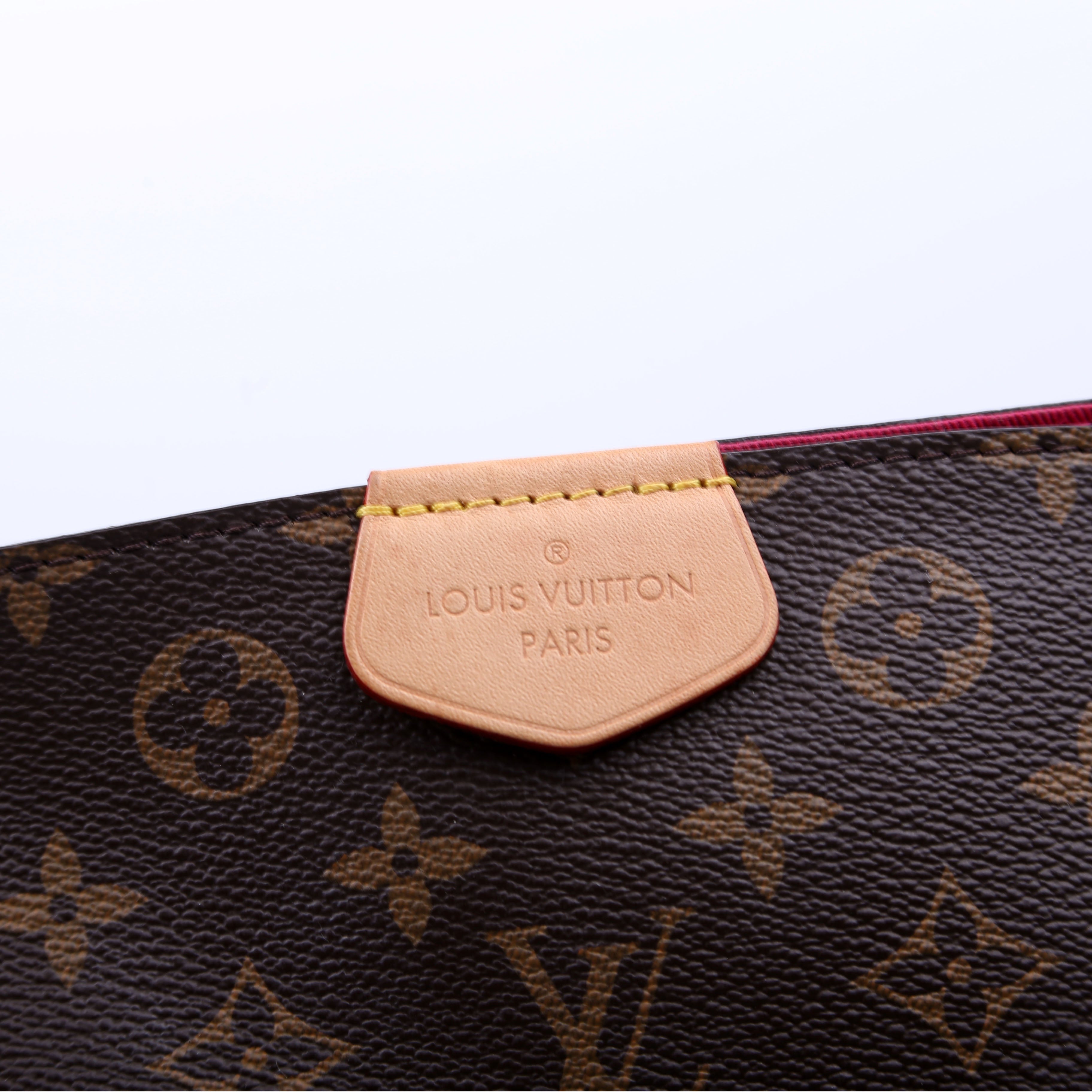 Graceful MM Monogram Berry