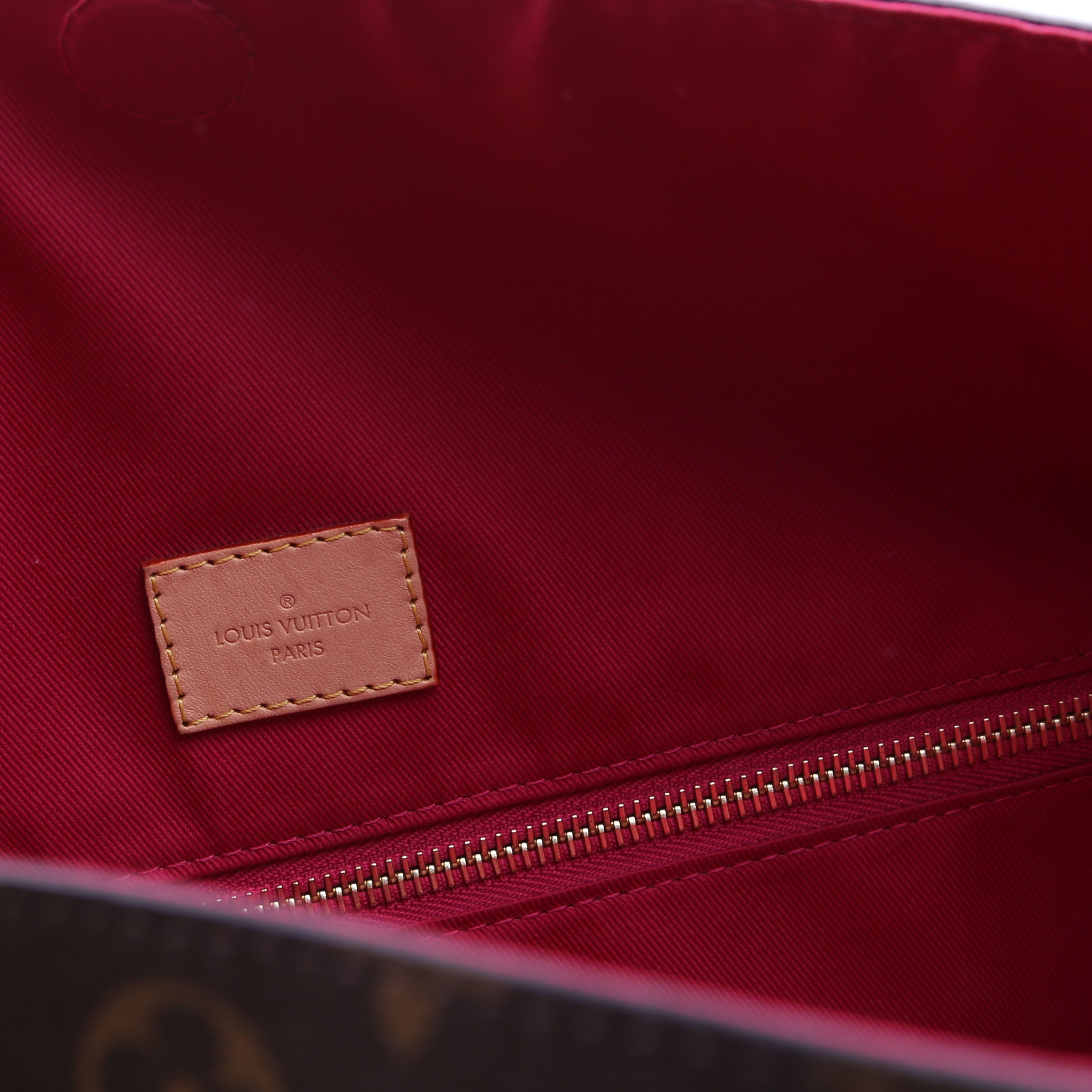 Graceful MM Monogram Berry