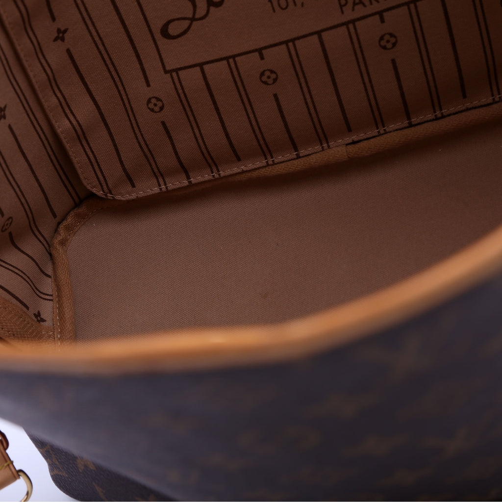 Neverfull MM Monogram