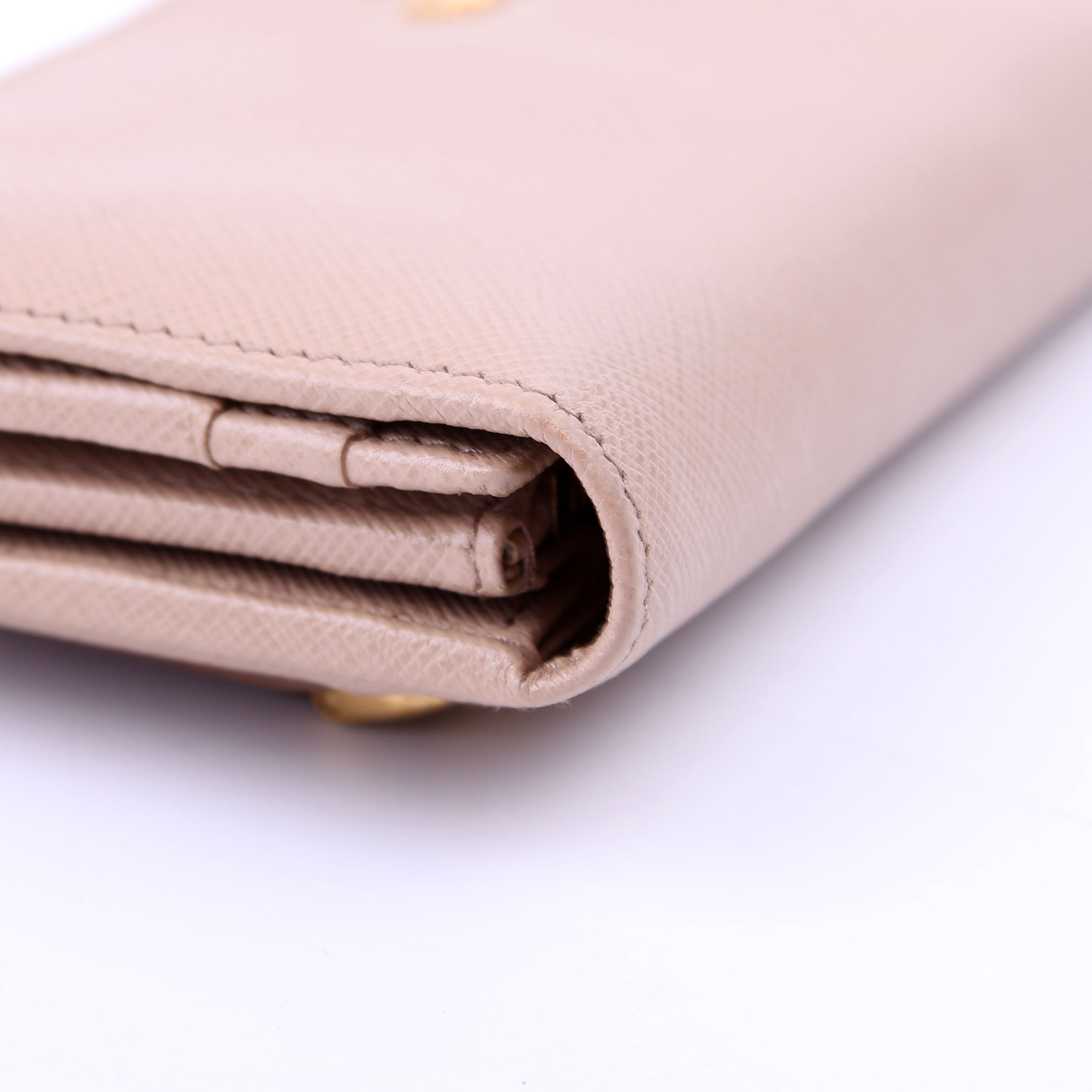 Saffiano Chain Wallet 1MH132 Tan