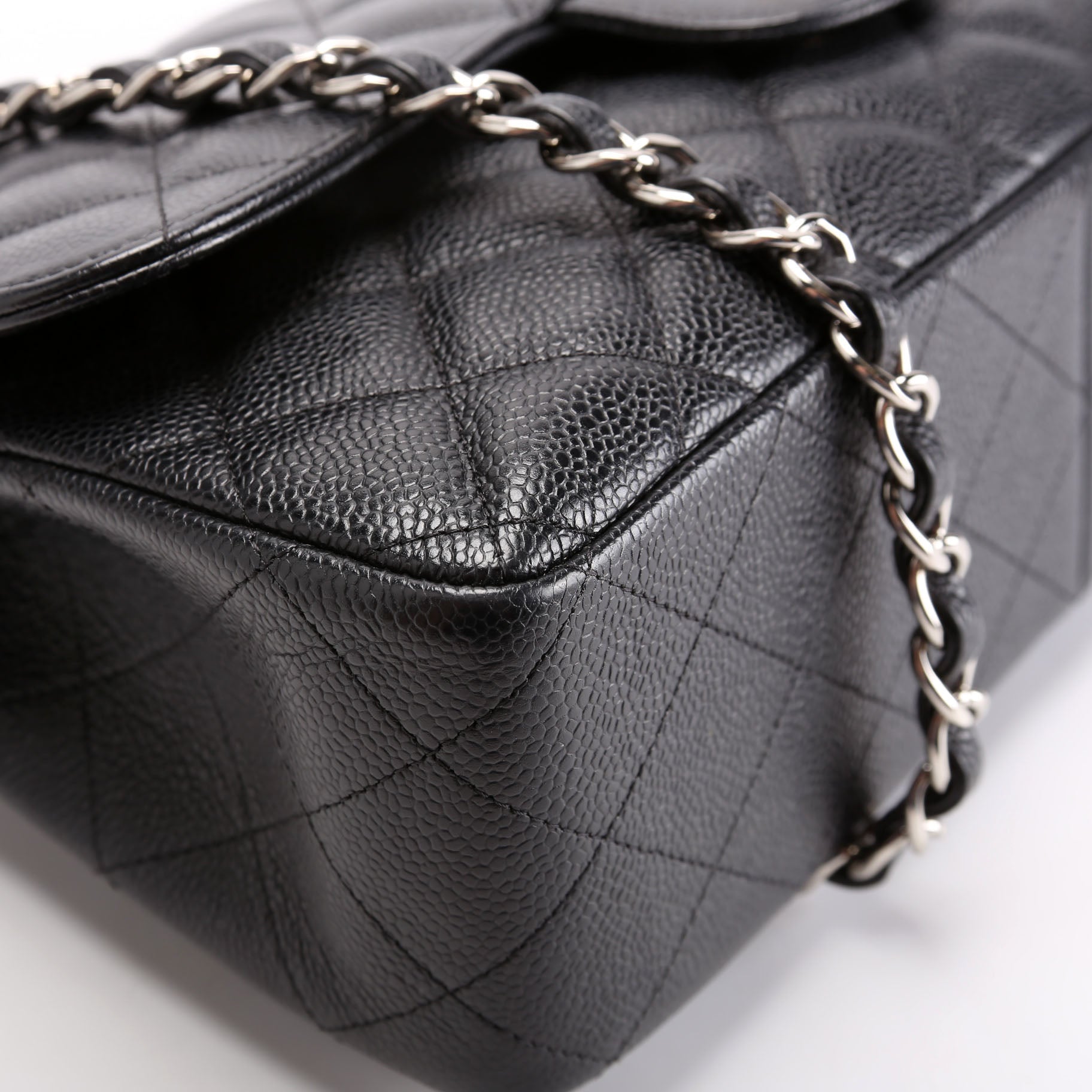Classic Flap Jumbo Caviar Black/Silver