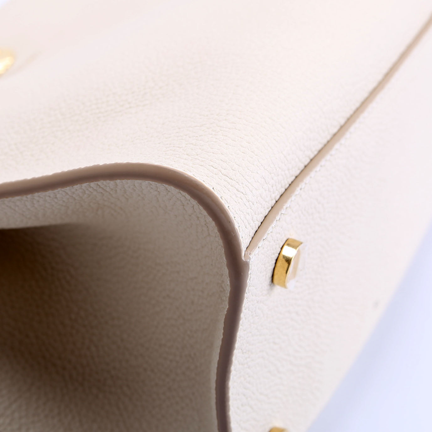 8111349 Cotswold Mini Top Handle Bag Calfskin Cream