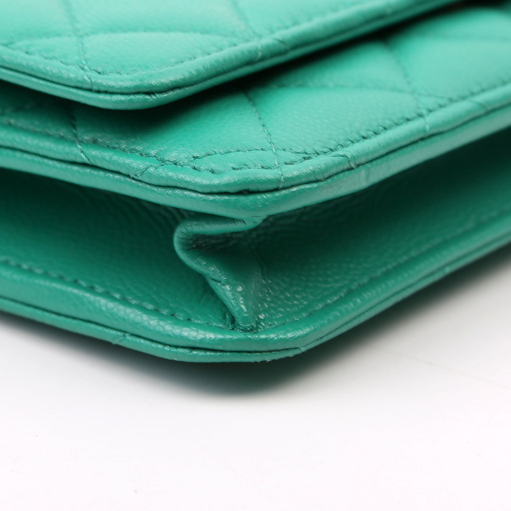 WOC Classic Quilted Caviar RFID Green