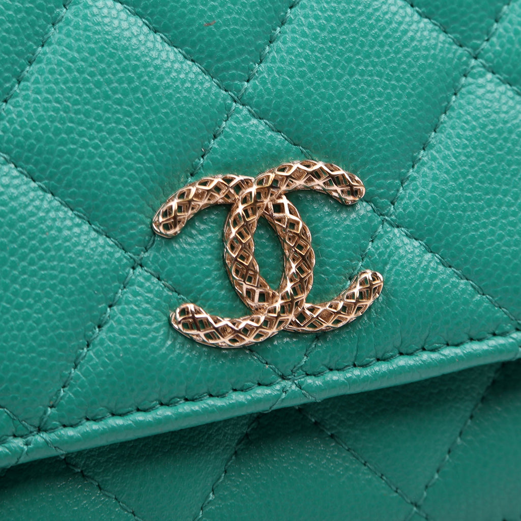 WOC Classic Quilted Caviar RFID Green