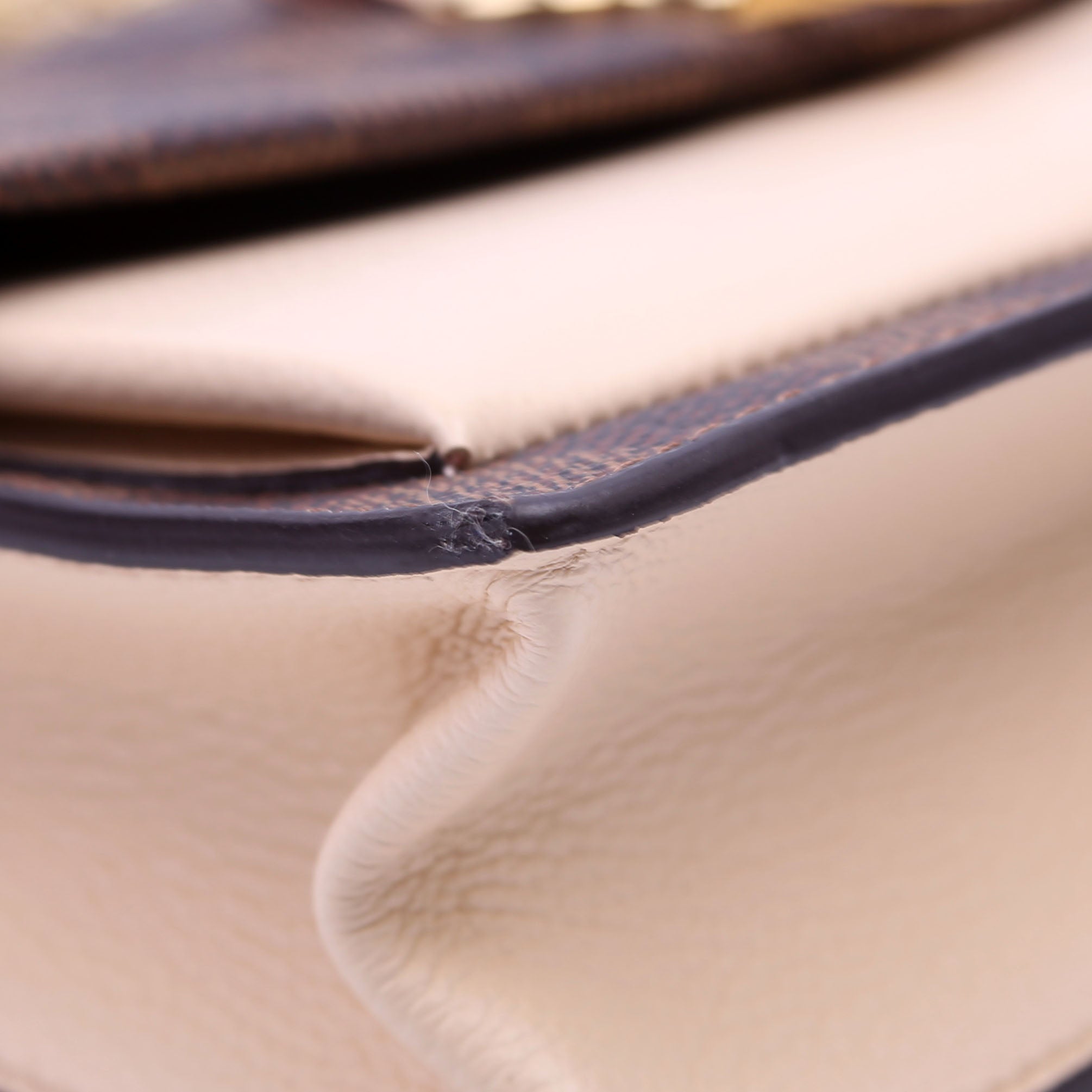 Vavin Chain Wallet Damier Ebene Cream
