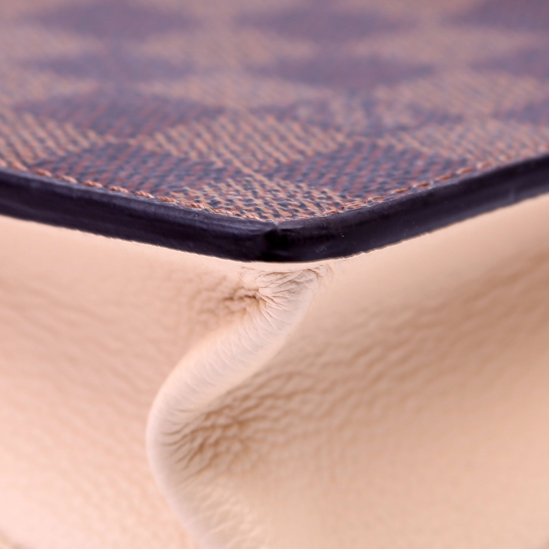 Vavin Chain Wallet Damier Ebene Cream