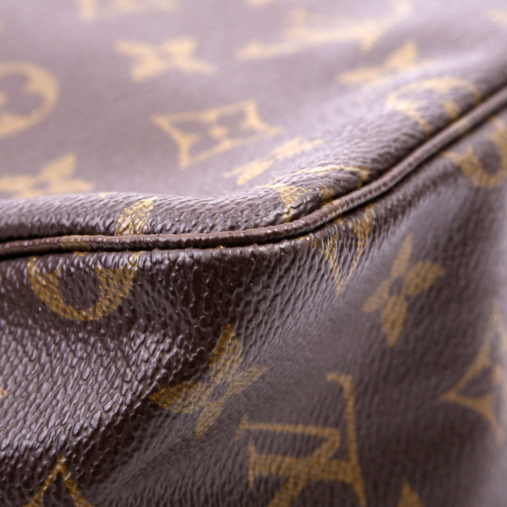 Trousse Toilette 28 Monogram