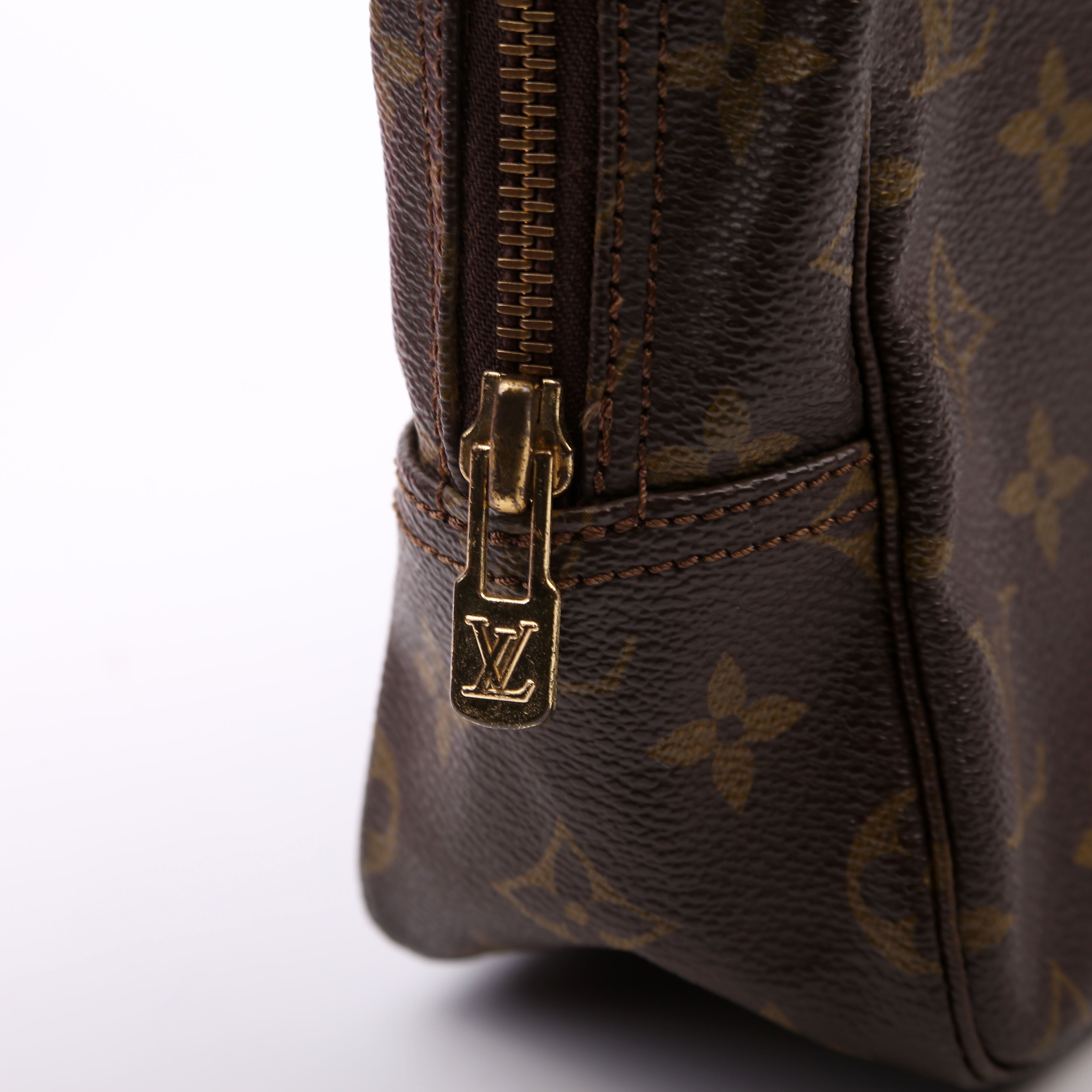Trousse Toilette 28 Monogram