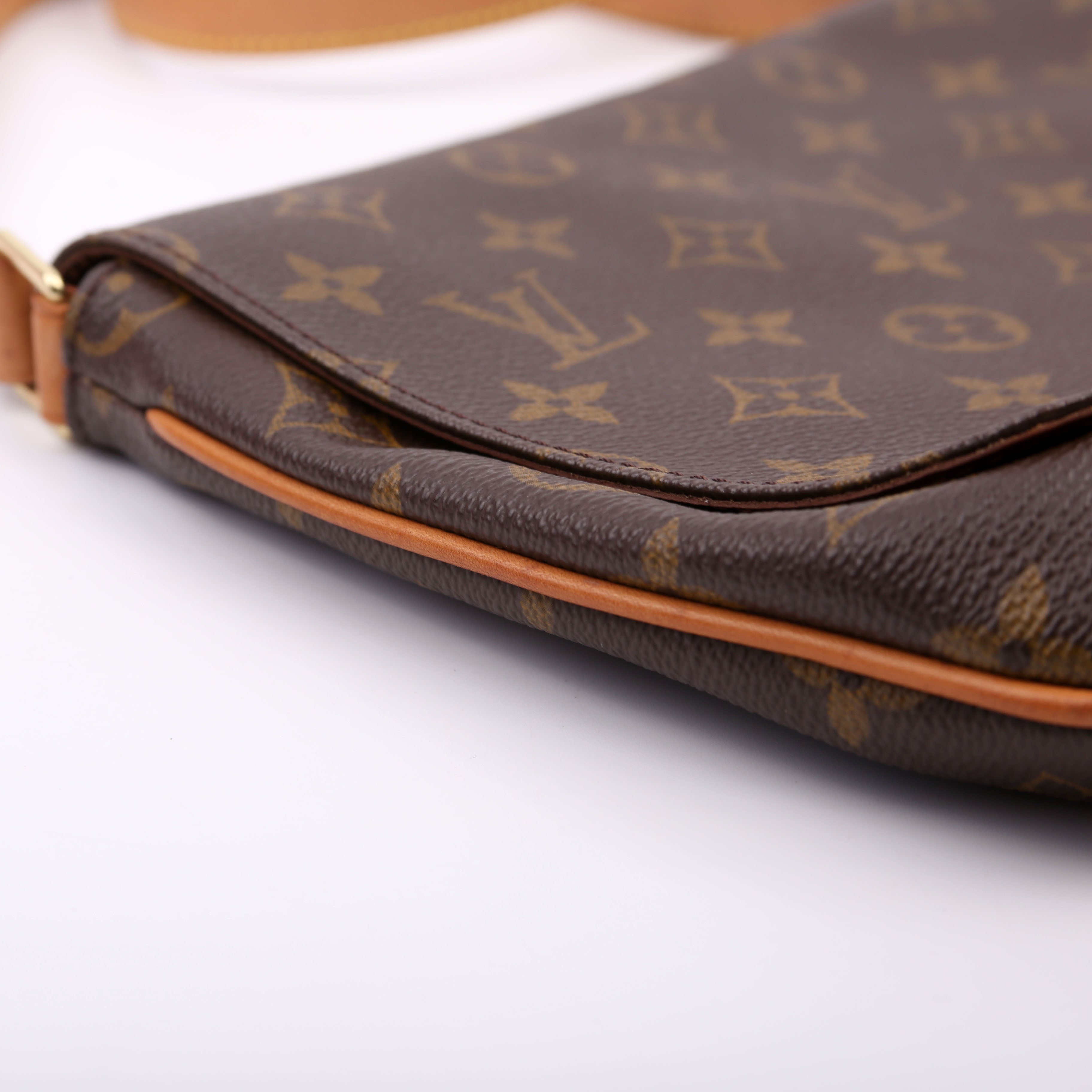Musette Tango Long Monogram