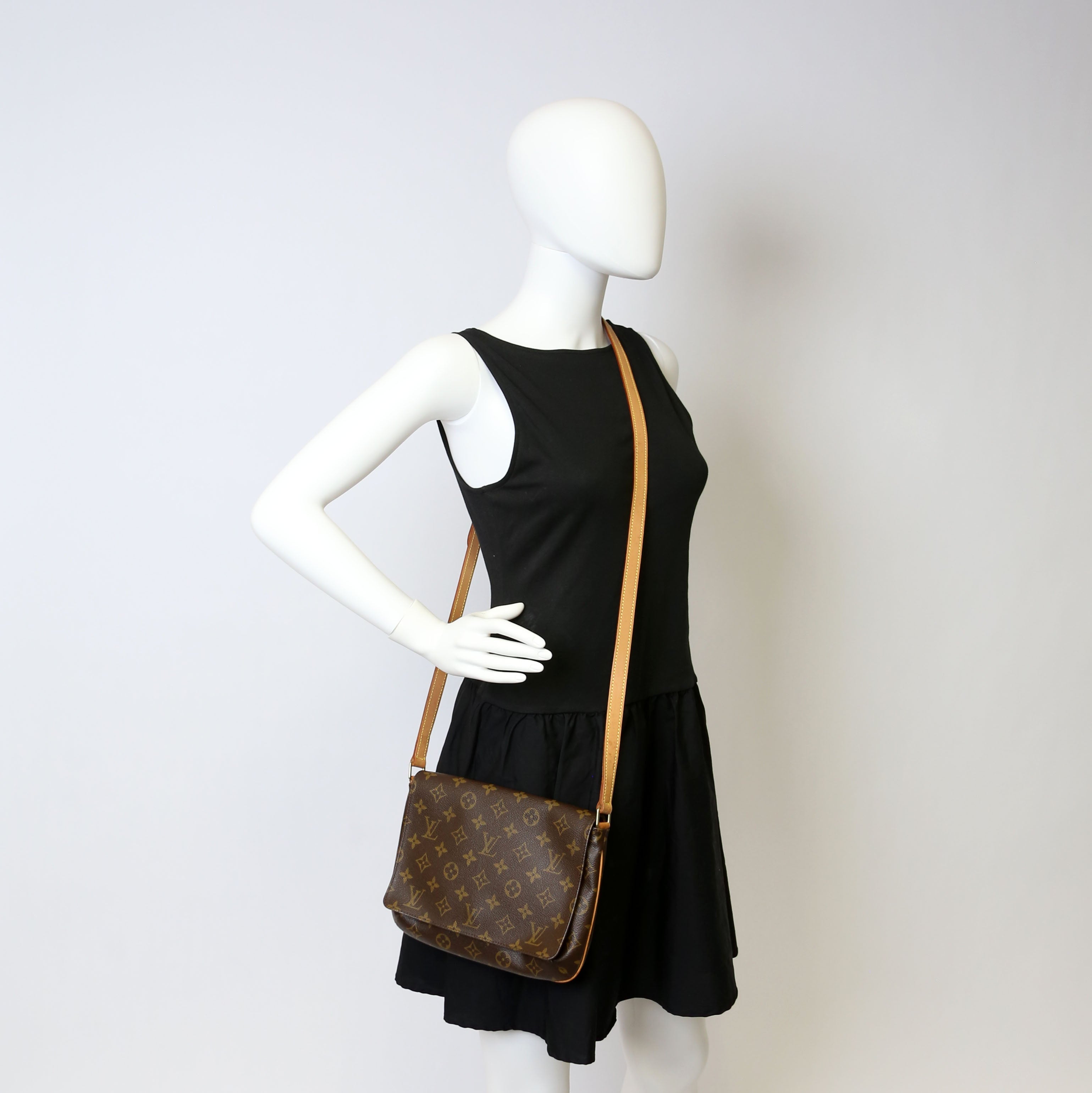 Musette Tango Long Monogram
