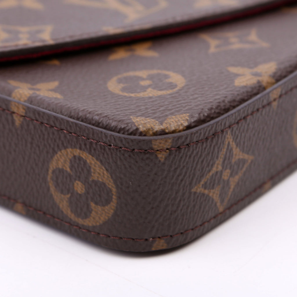 Pochette Felicie Monogram