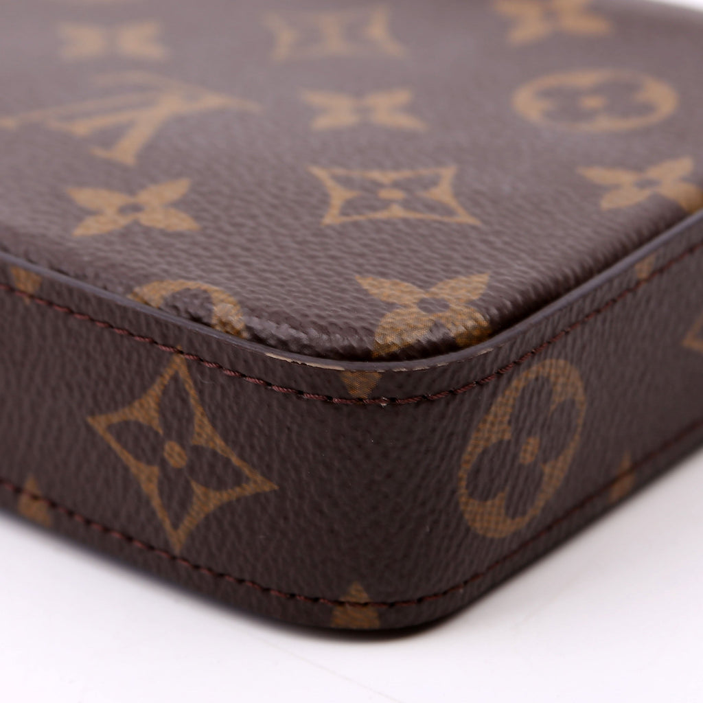 Pochette Felicie Monogram
