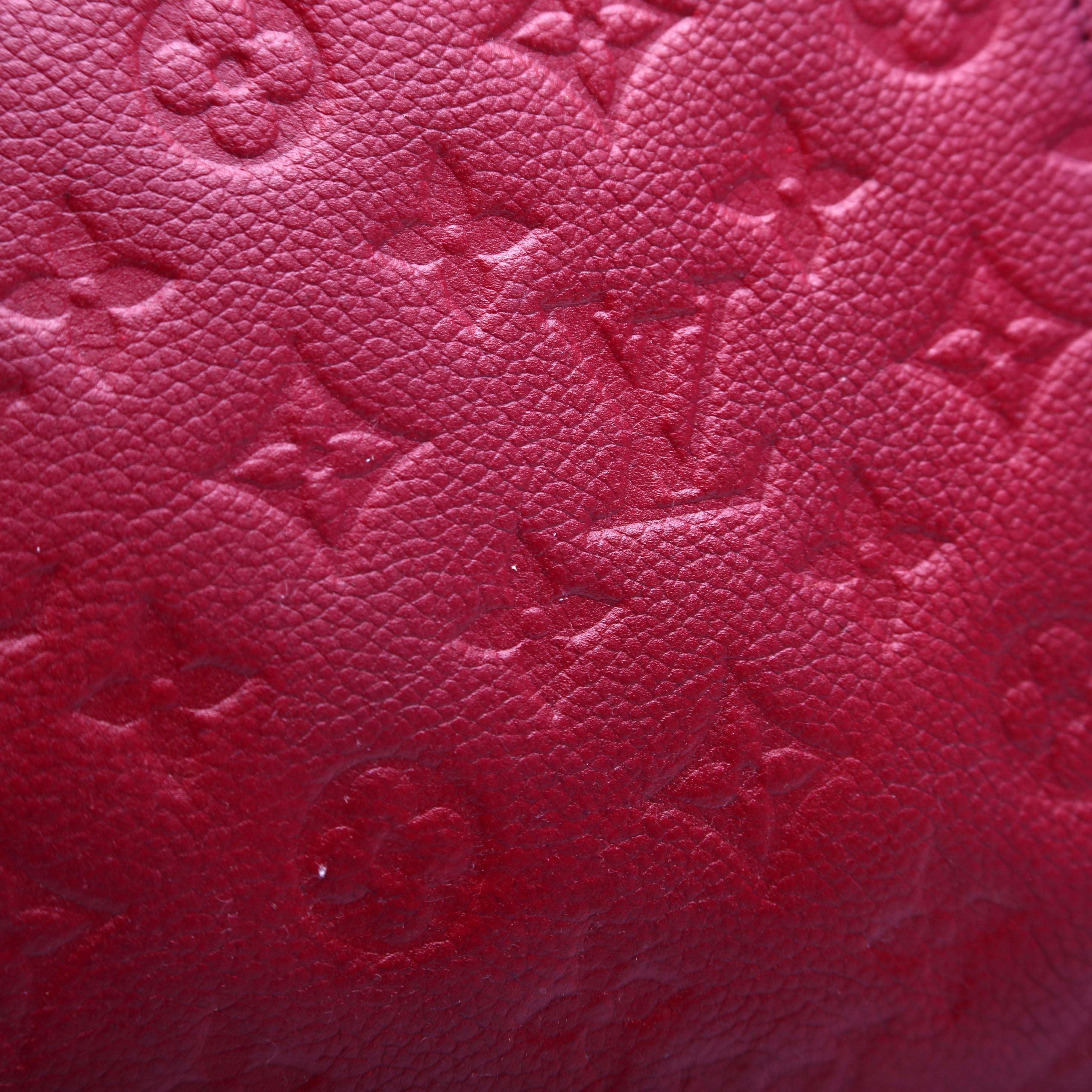 Montaigne MM Empreinte Berry