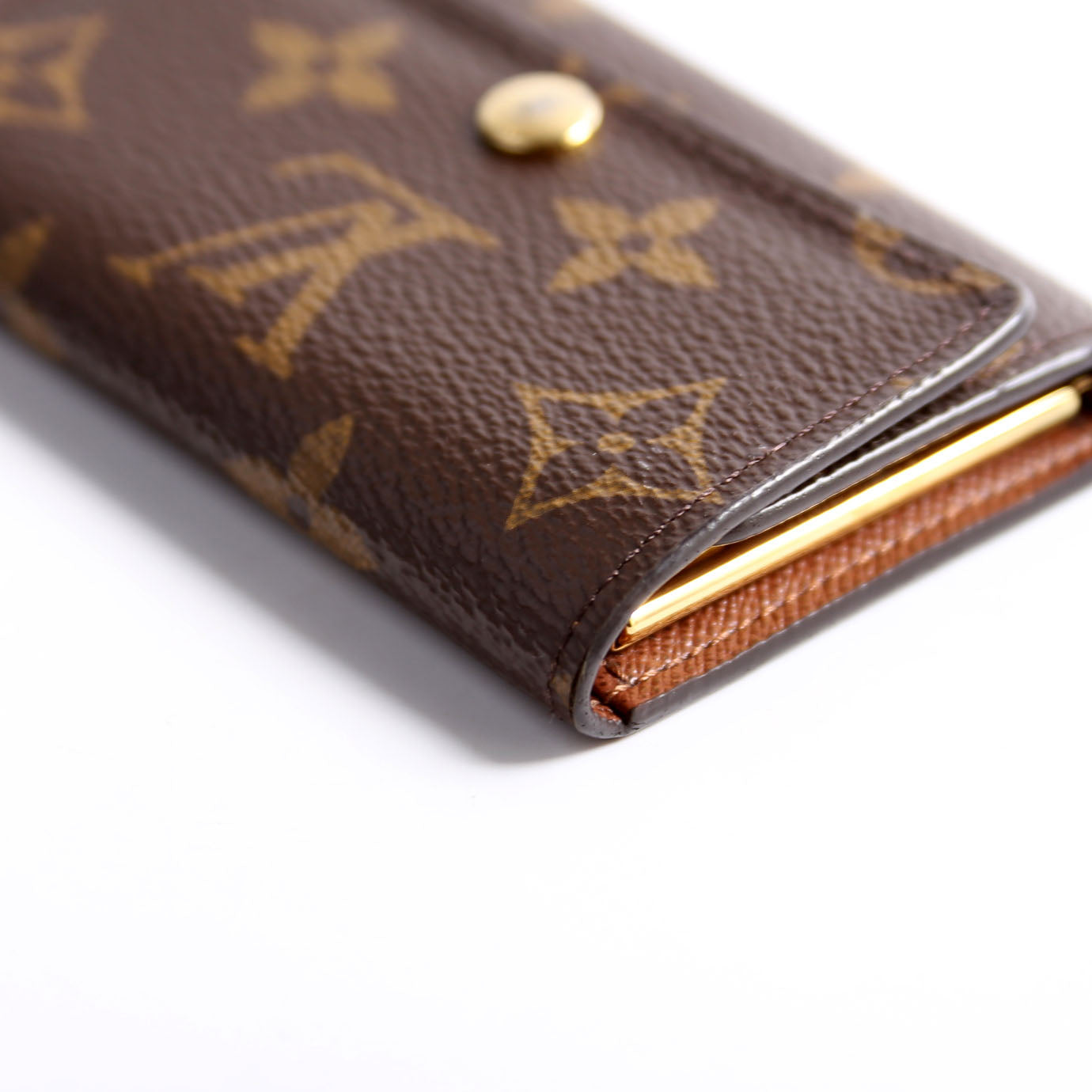 Multicles 6 Monogram