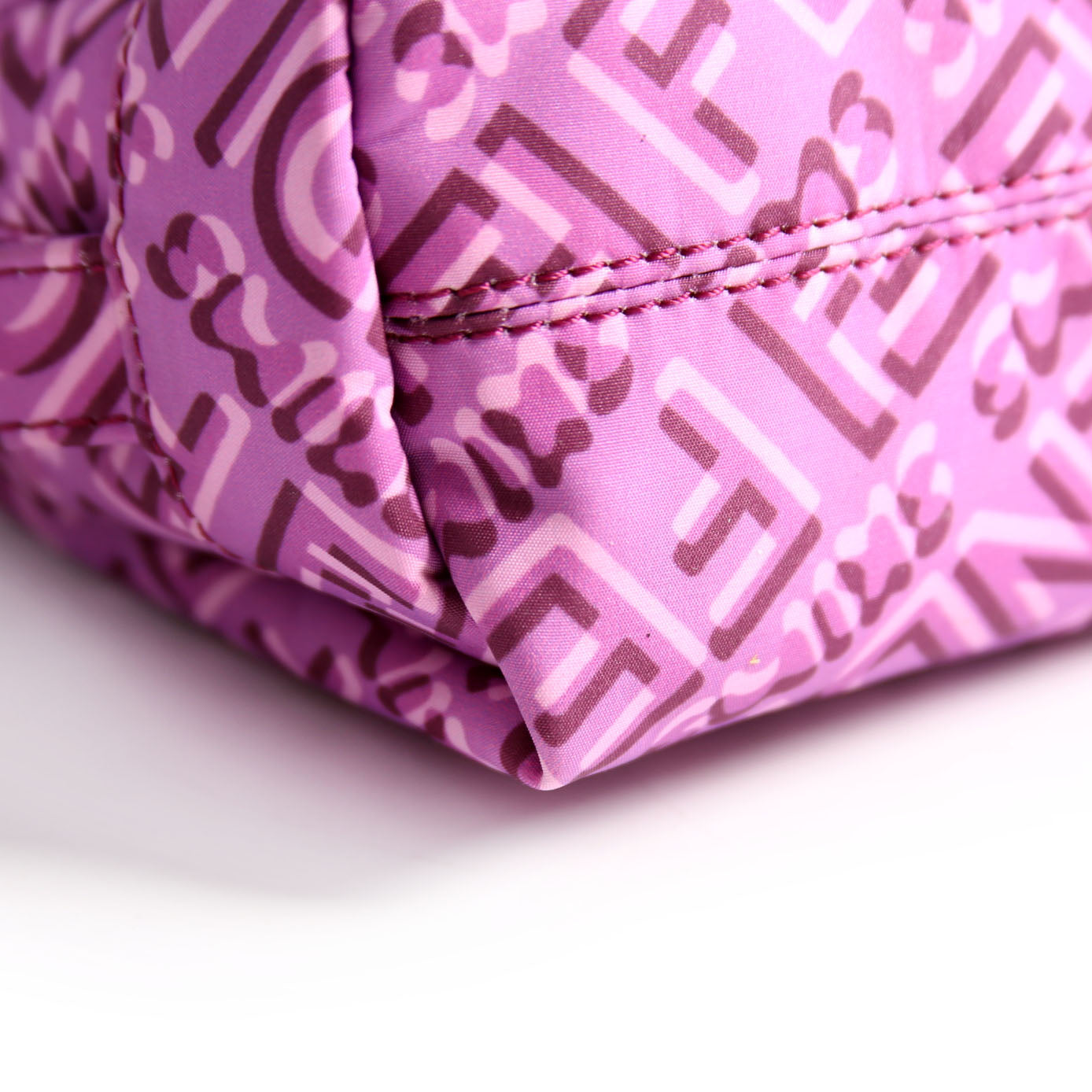 8N0172 X Skims Nylon Trapezoid Beauty Pouch Small Purple
